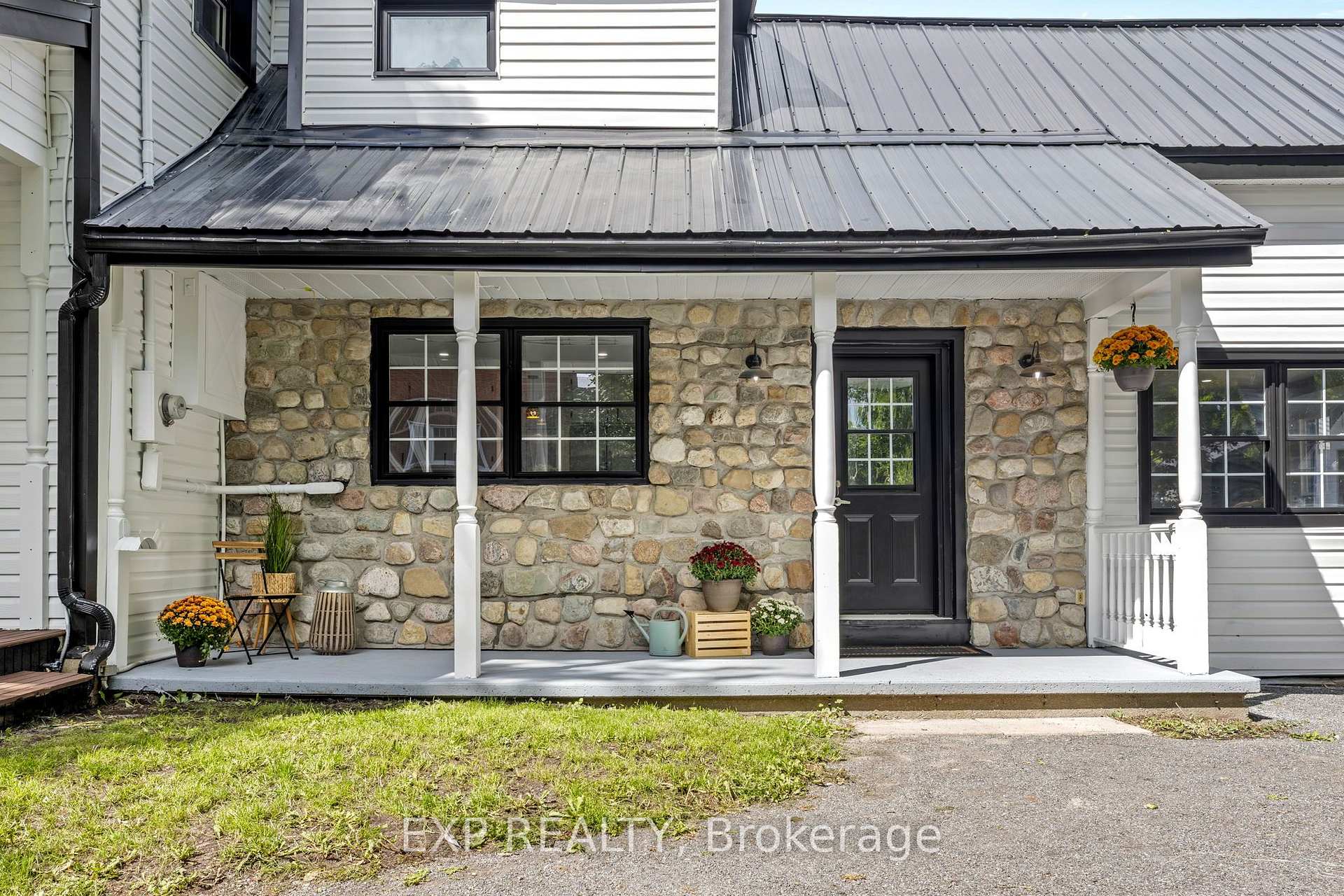 Photo 8 of 3465 Mcbean Street, Ottawa, Richmond — HOMEH