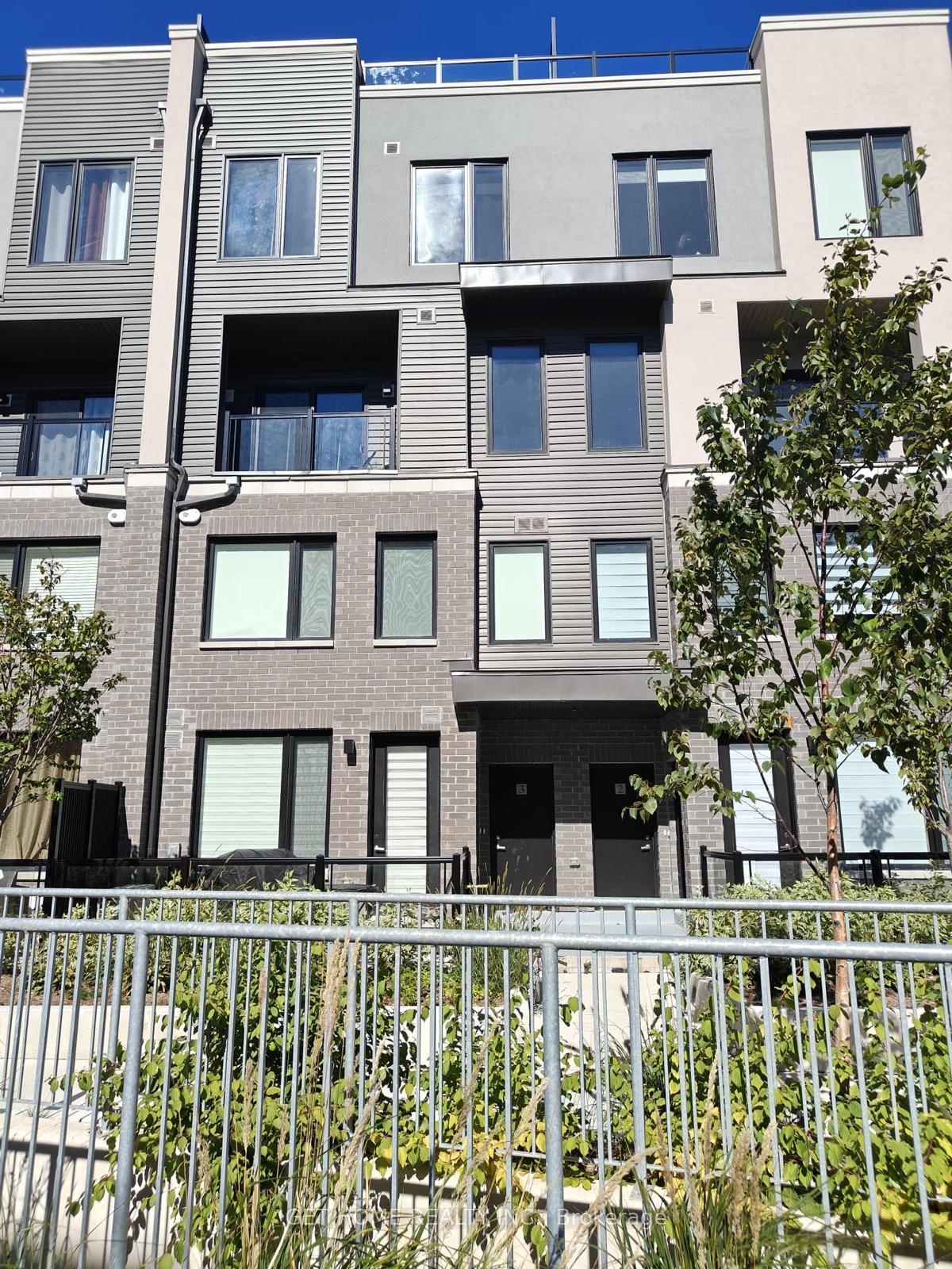 Photo 1 of Unit 3, 3540 colonial Drive, Mississauga, Erin Mills — HOMEH