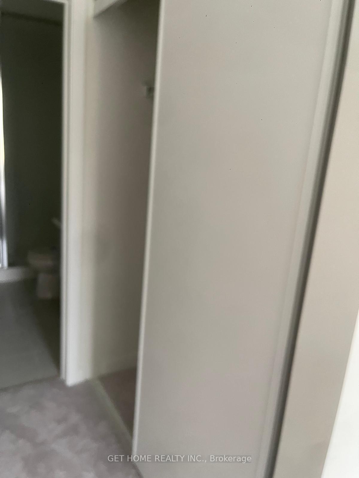 Photo 13 of Unit 3, 3540 colonial Drive, Mississauga, Erin Mills — HOMEH