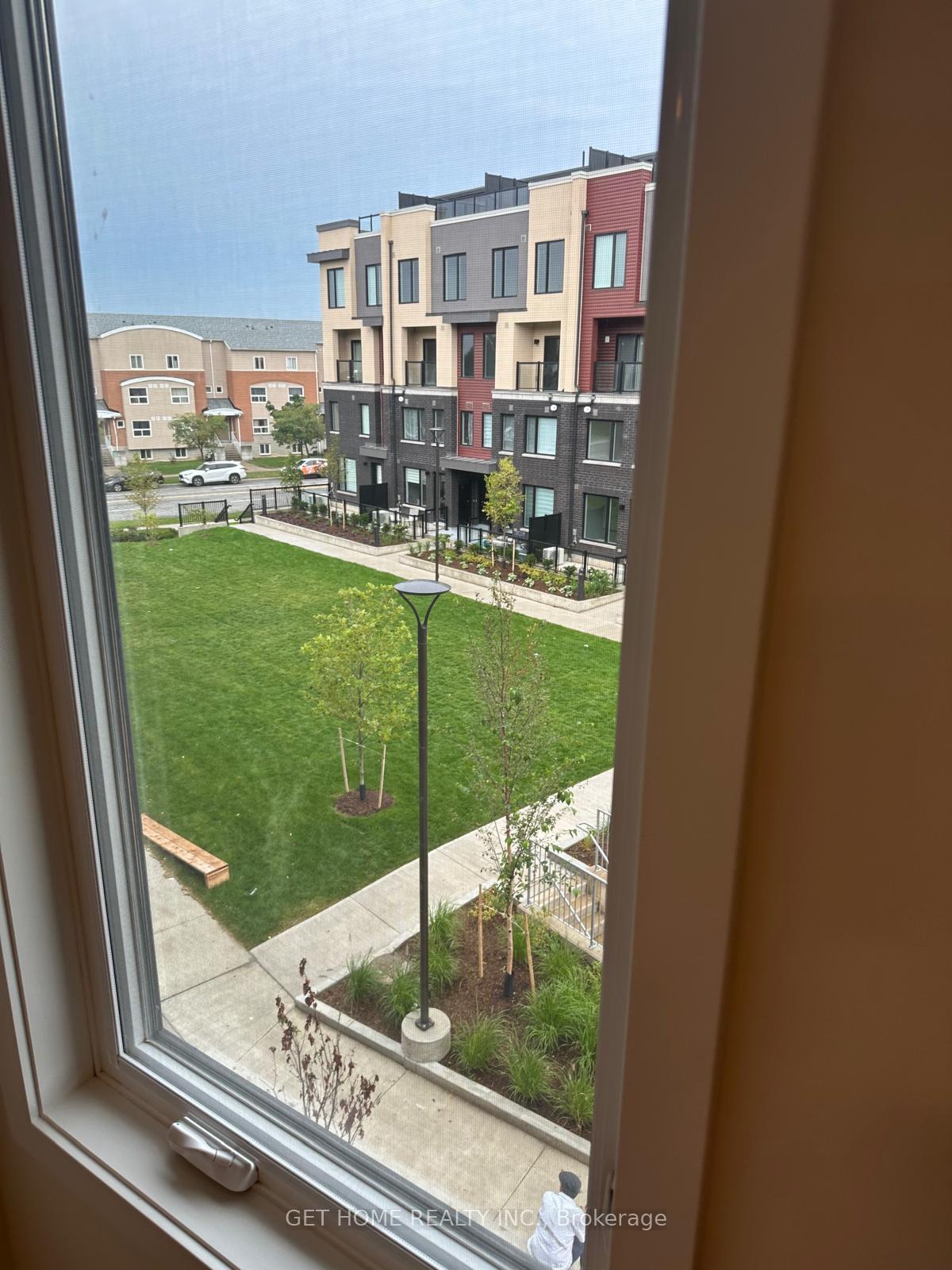 Photo 28 of Unit 3, 3540 colonial Drive, Mississauga, Erin Mills — HOMEH