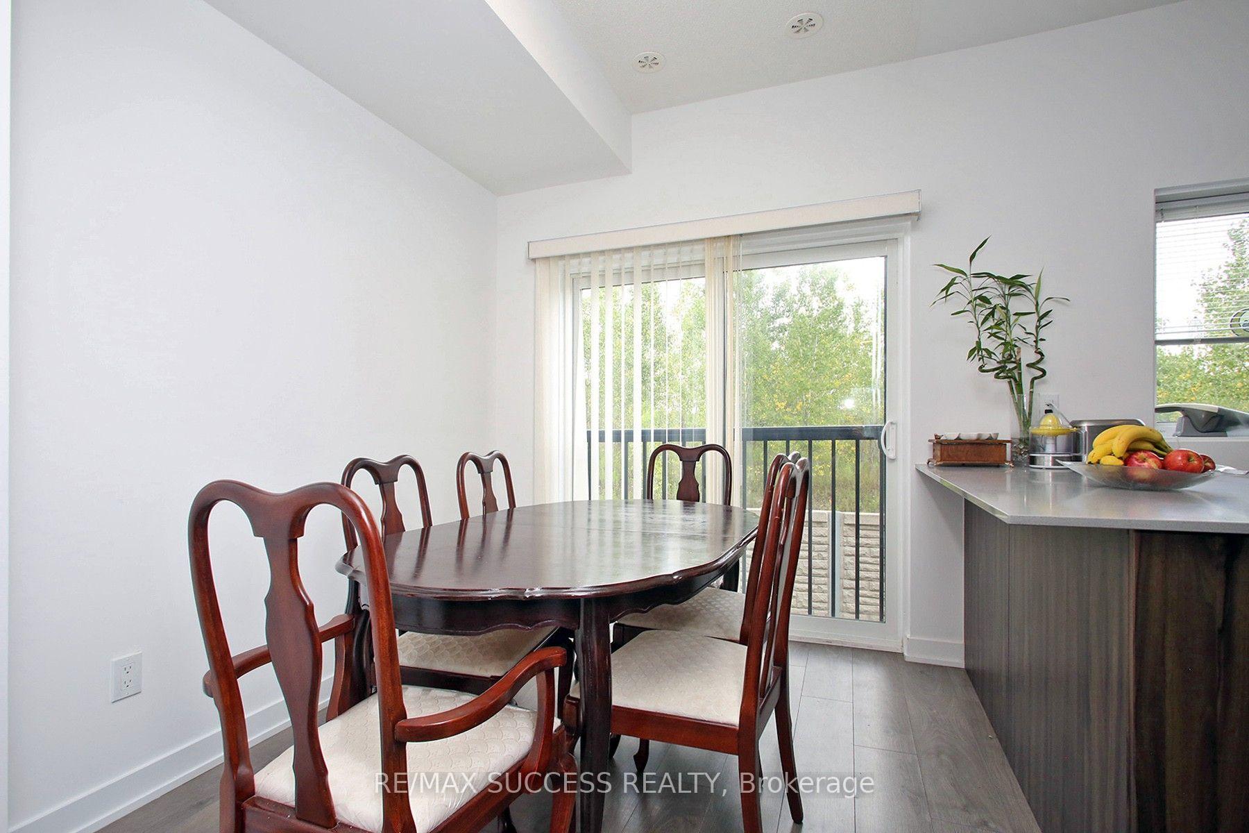 Photo 12 of Unit 76, 1121 Cooke Boulevard, Burlington, LaSalle — HOMEH