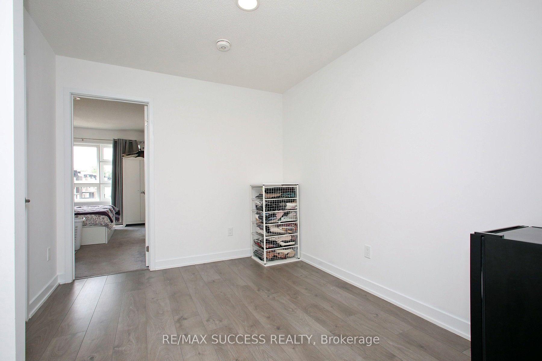 Photo 20 of Unit 76, 1121 Cooke Boulevard, Burlington, LaSalle — HOMEH
