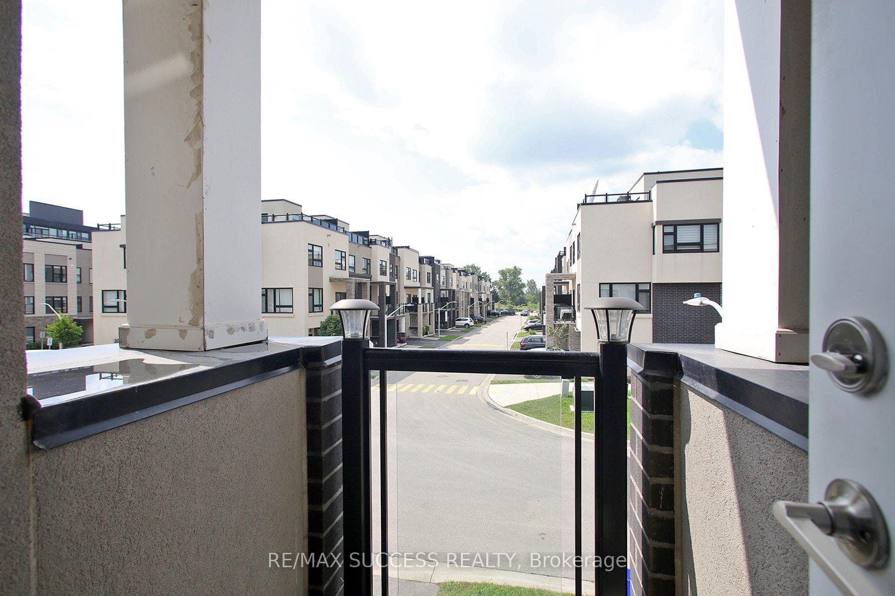 Photo 23 of Unit 76, 1121 Cooke Boulevard, Burlington, LaSalle — HOMEH