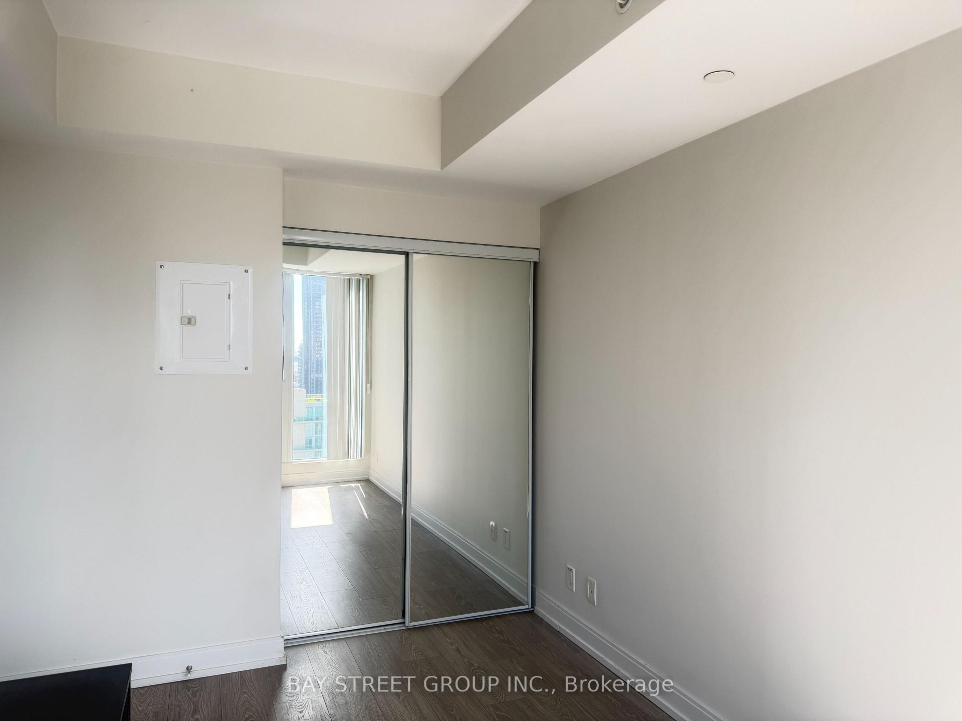 Photo 8 of Unit 1907, 181 Dundas Street E, Toronto, Moss Park — HOMEH