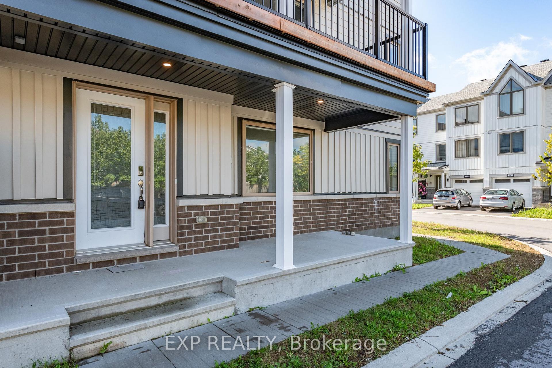 Photo 3 of 546 Woven Private, Ottawa, Stittsville (North) — HOMEH
