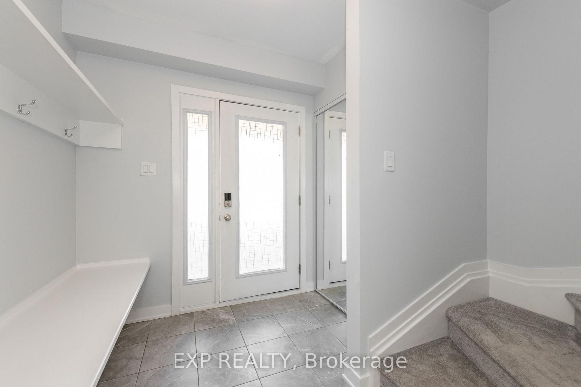 Photo 4 of 546 Woven Private, Ottawa, Stittsville (North) — HOMEH