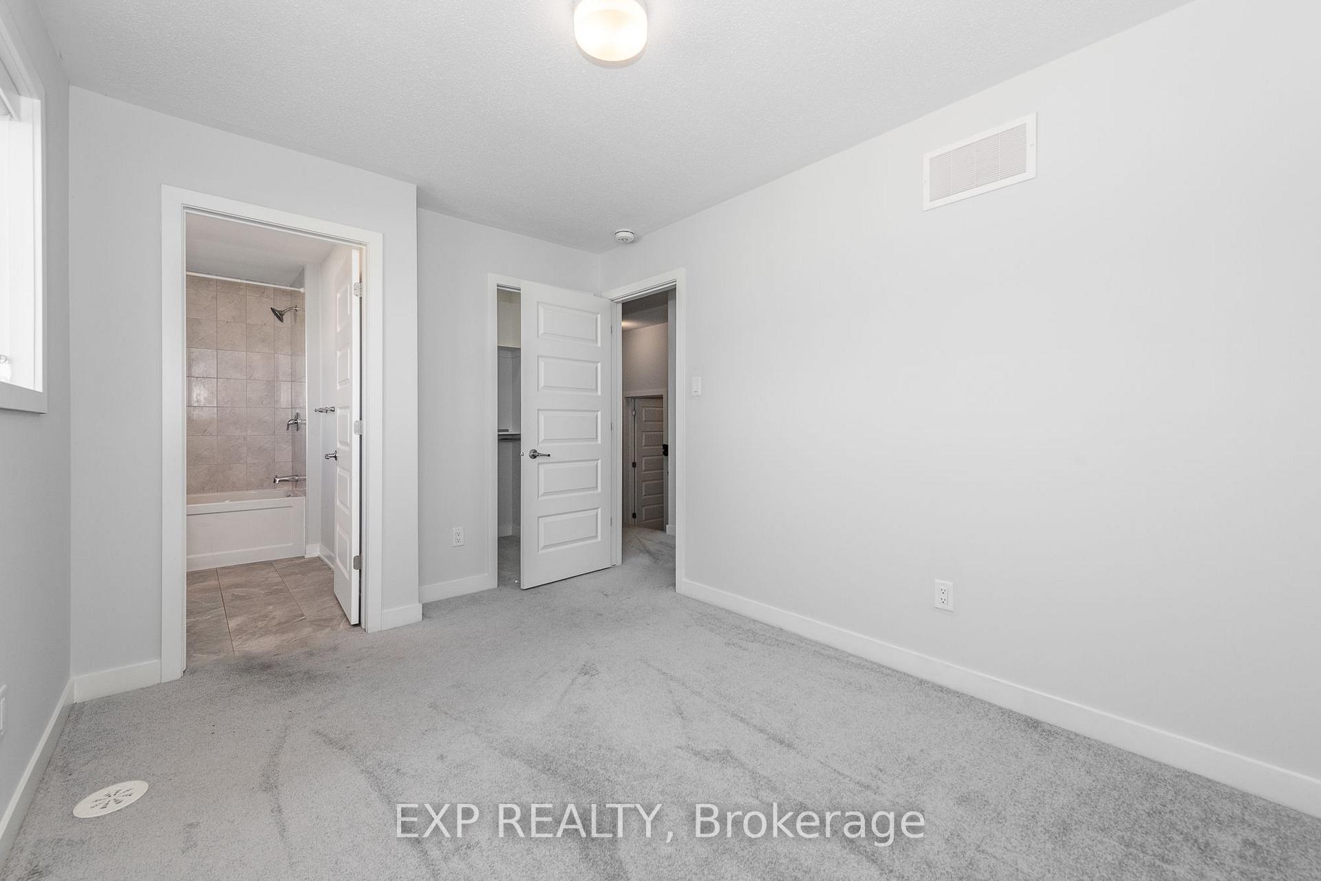 Photo 17 of 546 Woven Private, Ottawa, Stittsville (North) — HOMEH