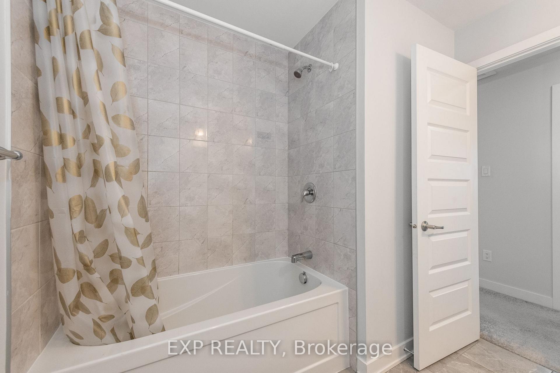 Photo 22 of 546 Woven Private, Ottawa, Stittsville (North) — HOMEH