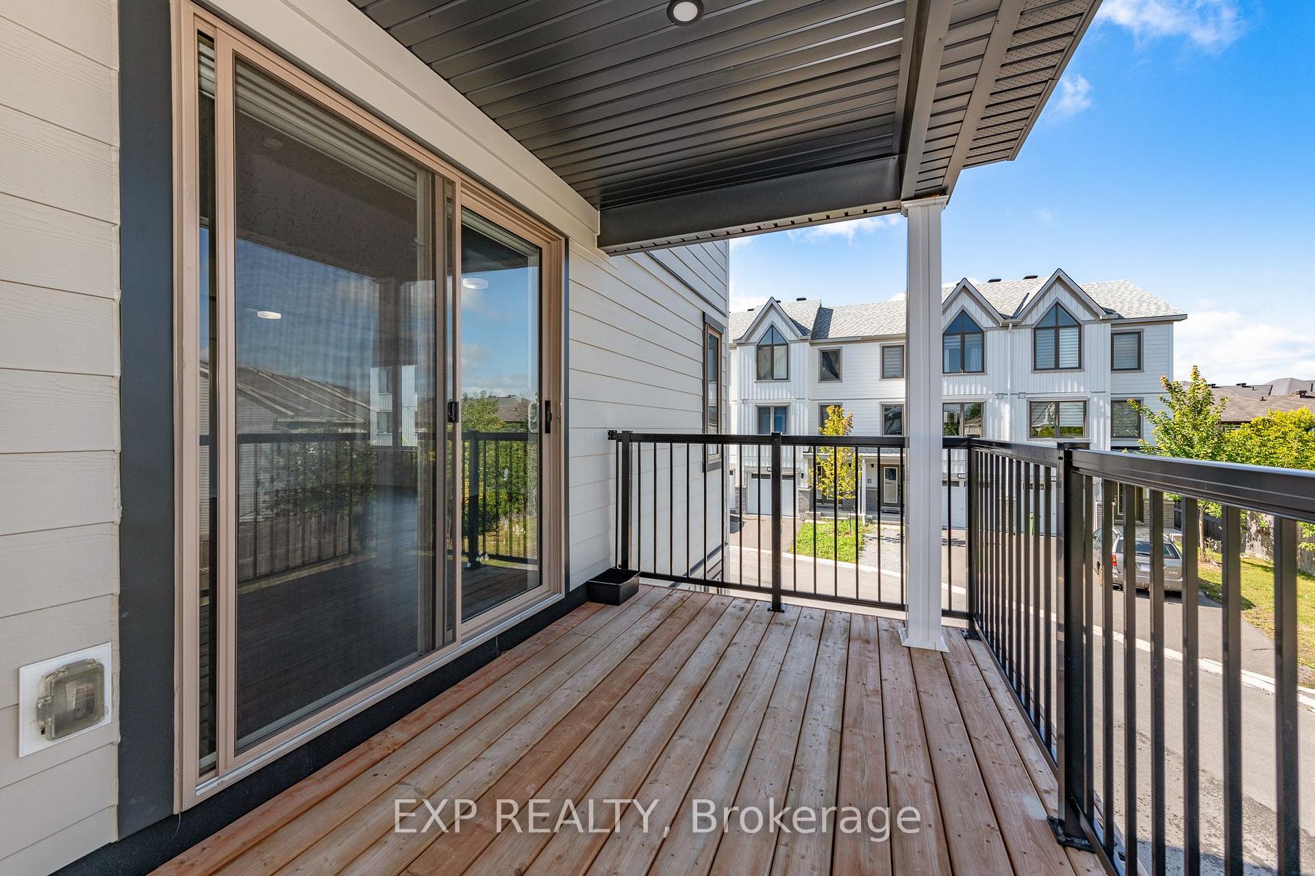 Photo 25 of 546 Woven Private, Ottawa, Stittsville (North) — HOMEH