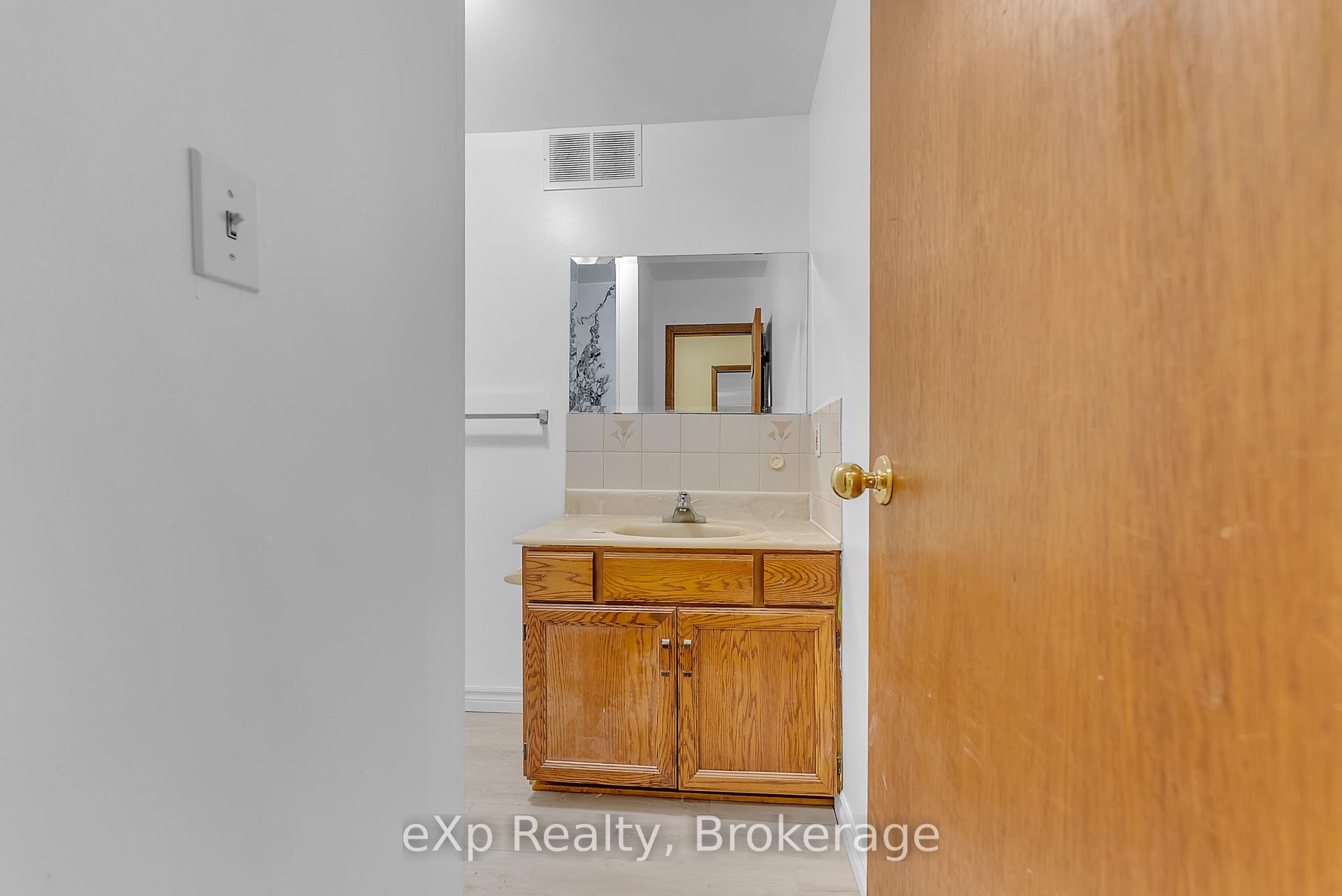 Photo 5 of Unit Apt 2, 2 King Street, Quinte West, Trenton Ward — HOMEH