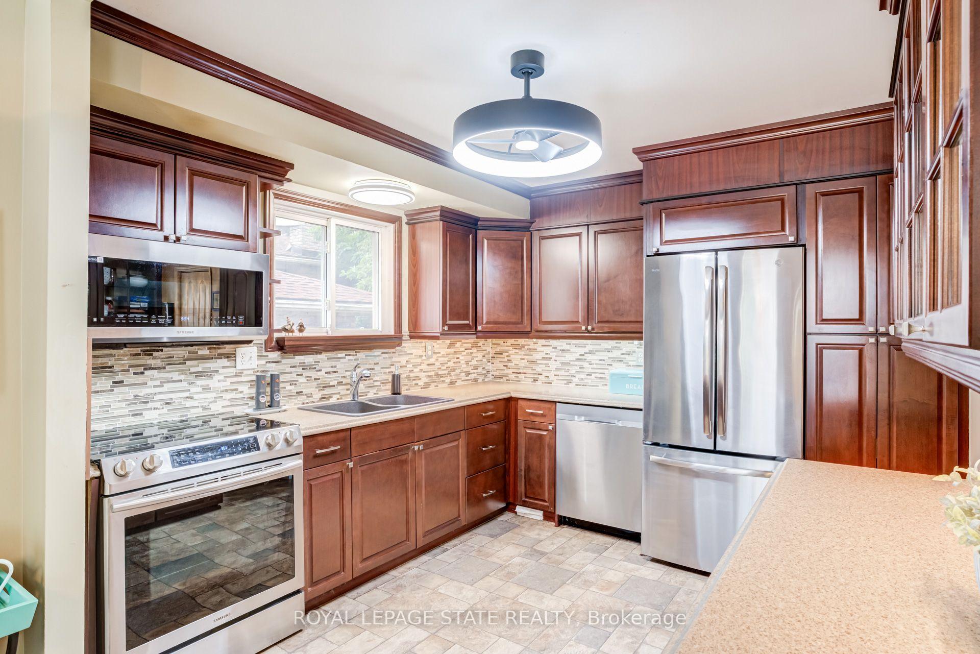 Photo 8 of 106 Appleford Road, Hamilton, Fessenden — HOMEH