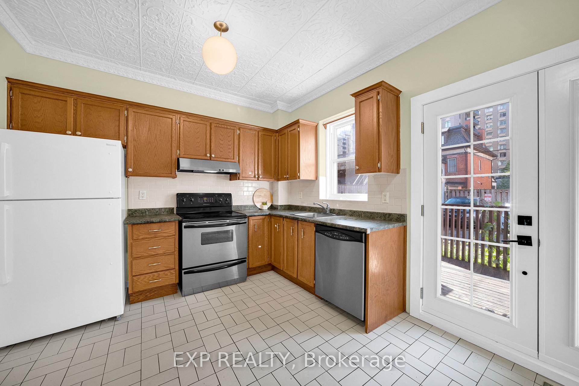 Photo 10 of 463 Slater Street, Ottawa, Ottawa Centre — HOMEH