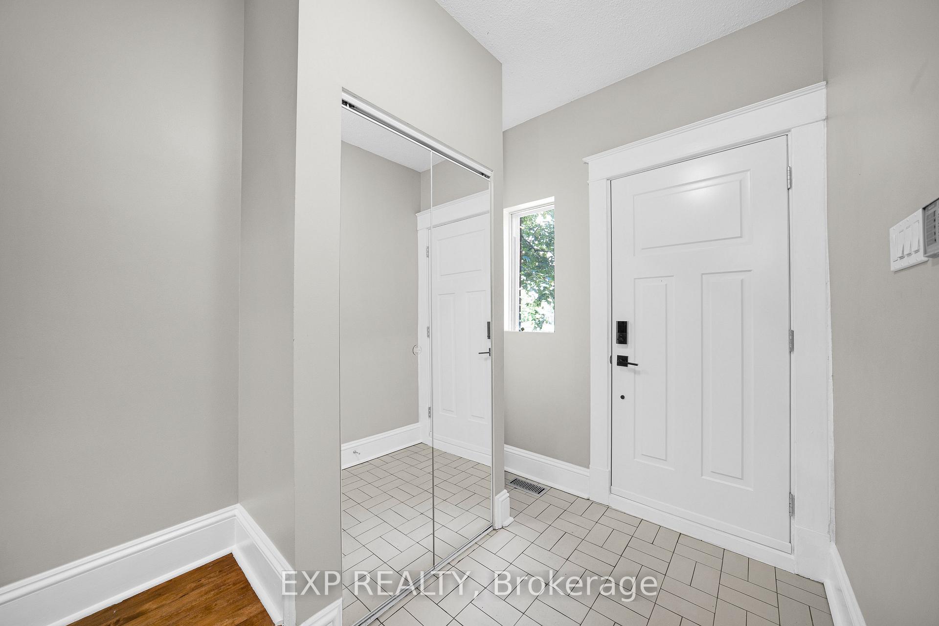 Photo 14 of 463 Slater Street, Ottawa, Ottawa Centre — HOMEH