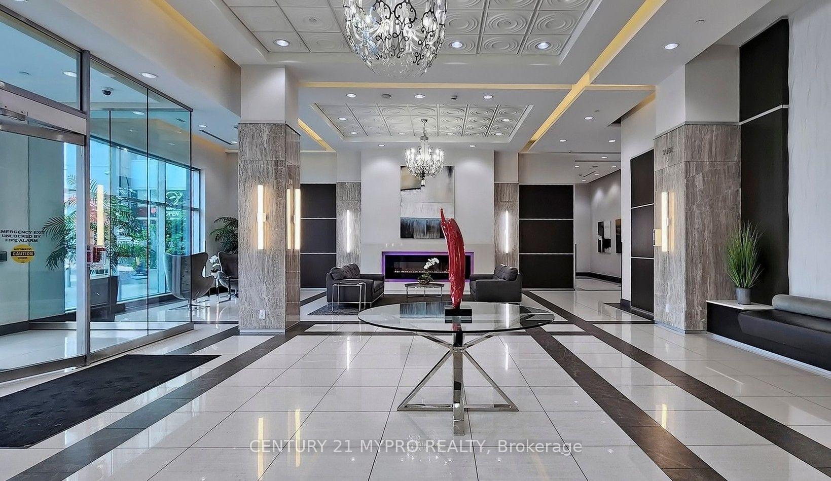 Photo 5 of Unit 1830, 7161 Yonge Street, Markham, Grandview — HOMEH