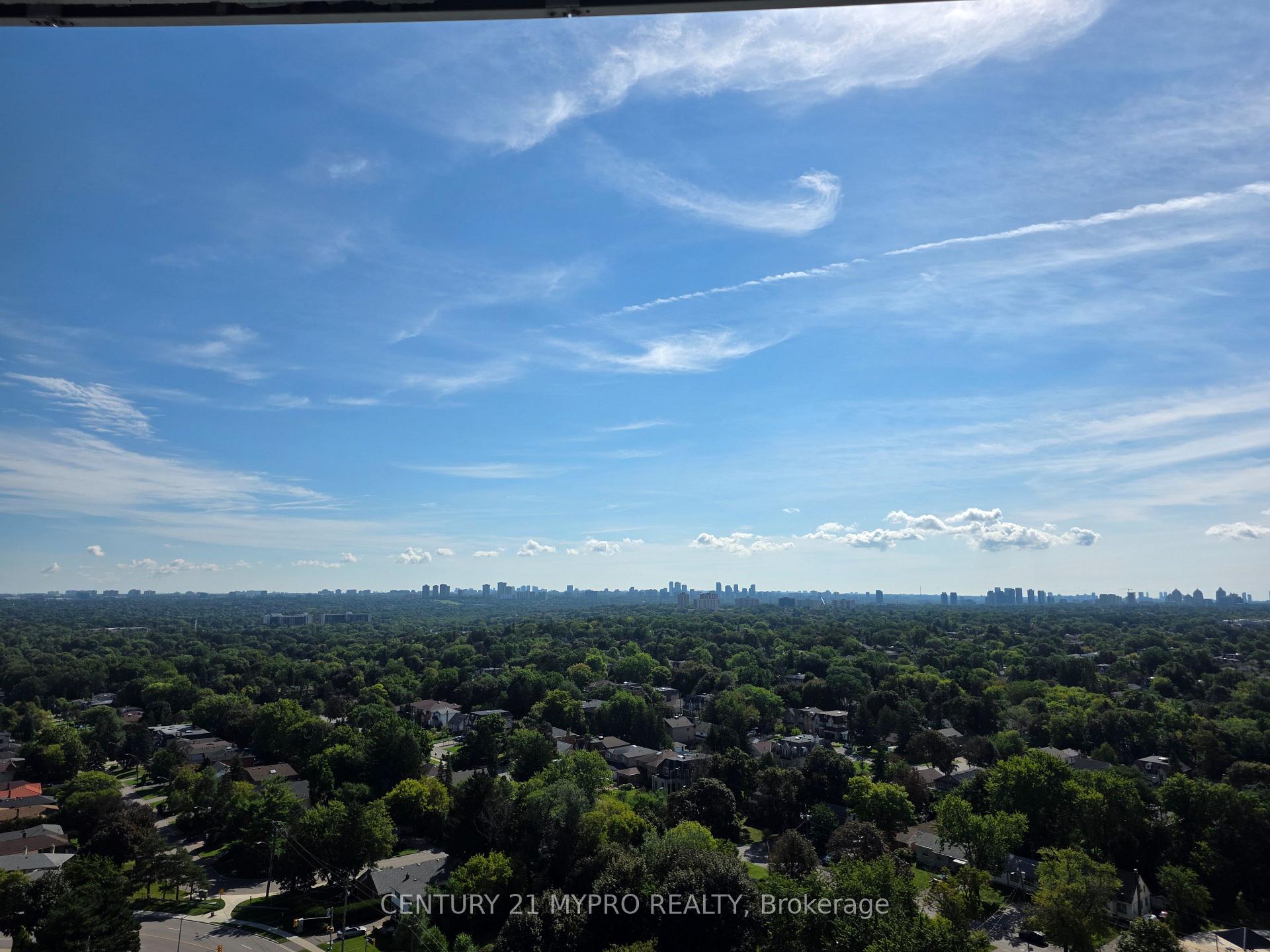 Photo 6 of Unit 1830, 7161 Yonge Street, Markham, Grandview — HOMEH