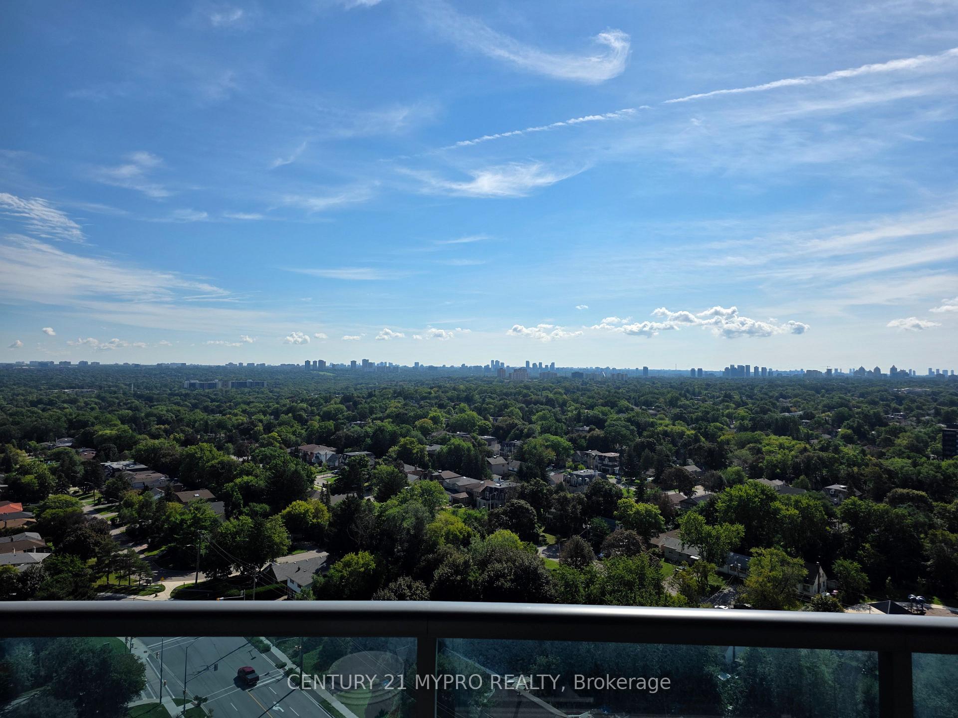 Photo 8 of Unit 1830, 7161 Yonge Street, Markham, Grandview — HOMEH