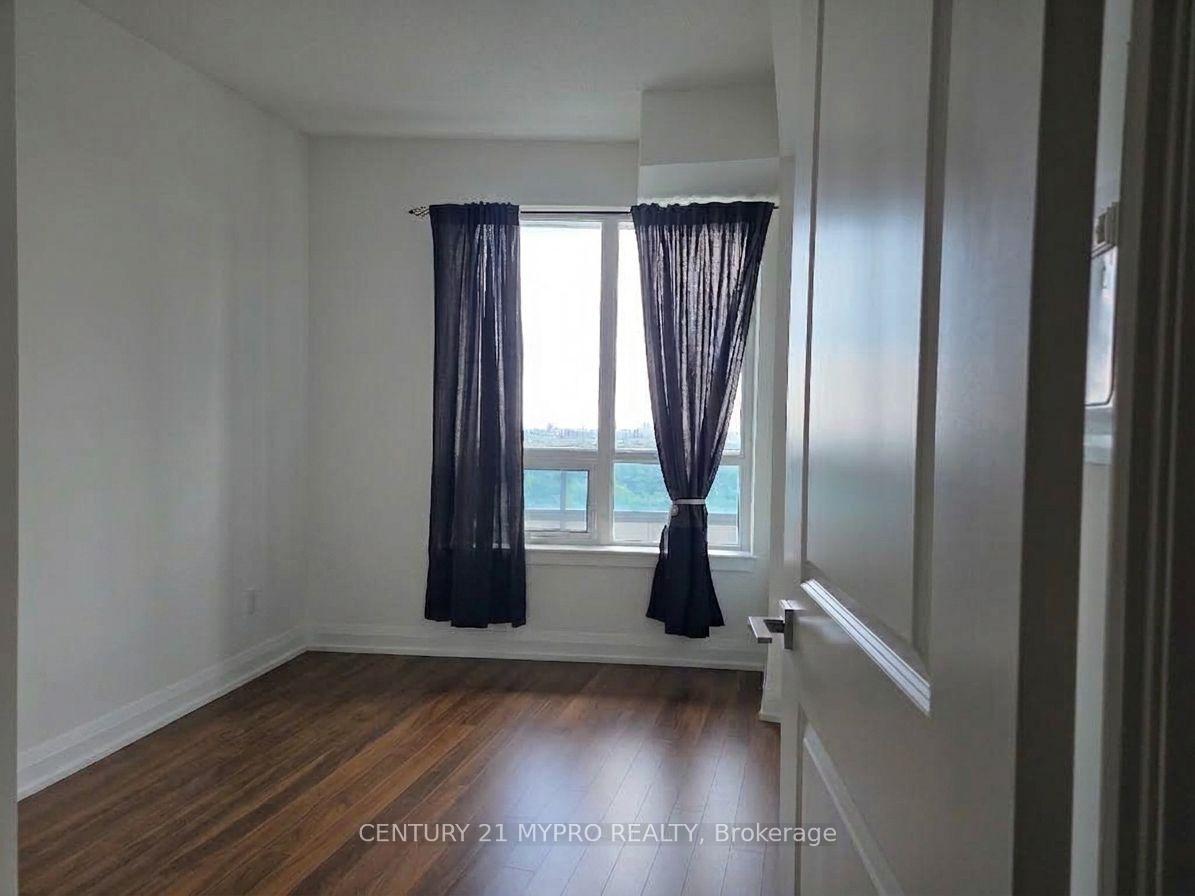 Photo 19 of Unit 1830, 7161 Yonge Street, Markham, Grandview — HOMEH