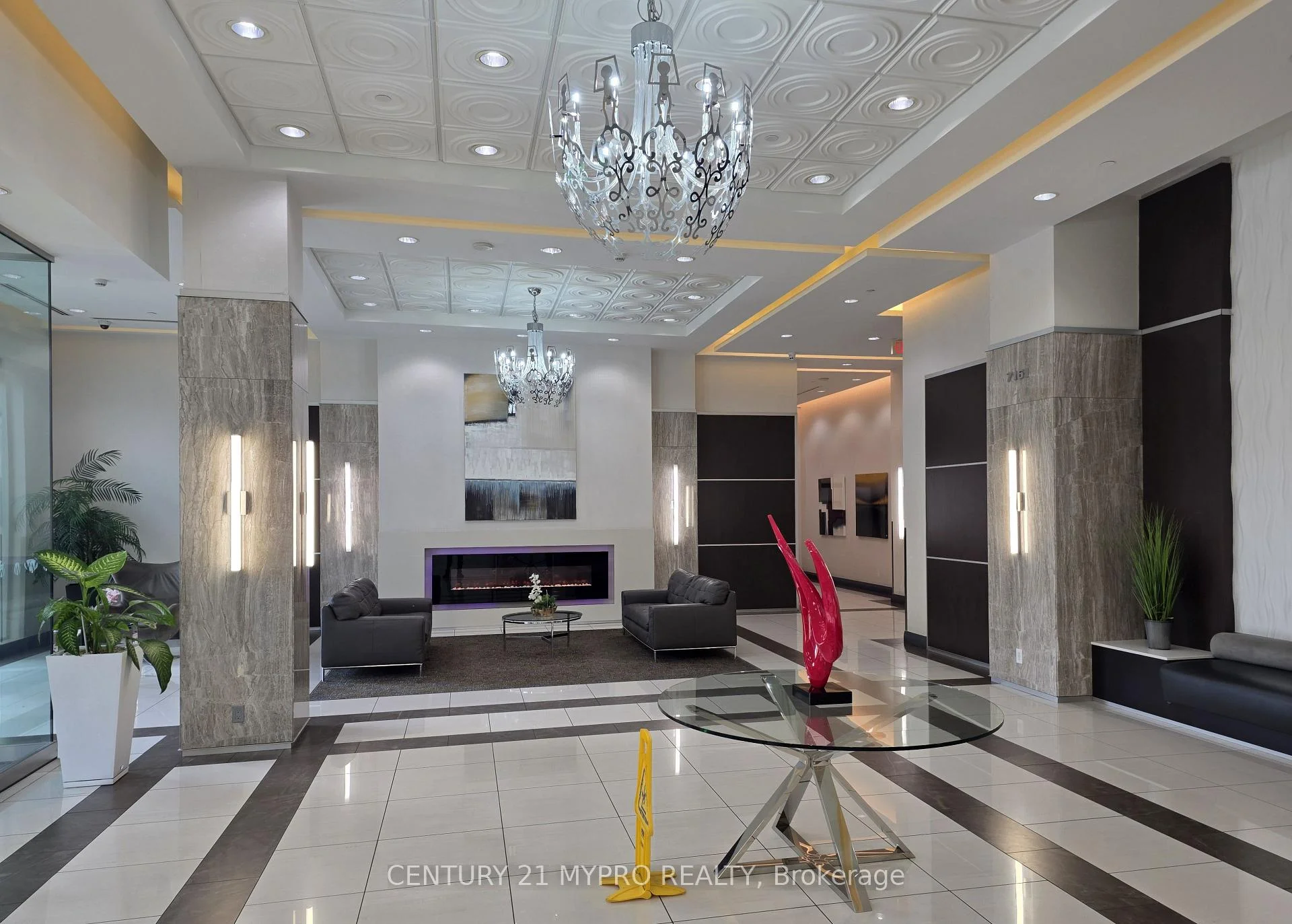Photo 15 of Unit 1830, 7161 Yonge Street, Markham, Grandview — HOMEH