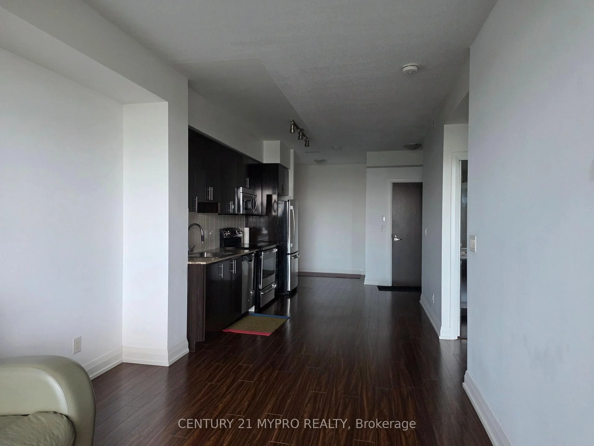 Photo 16 of Unit 1830, 7161 Yonge Street, Markham, Grandview — HOMEH