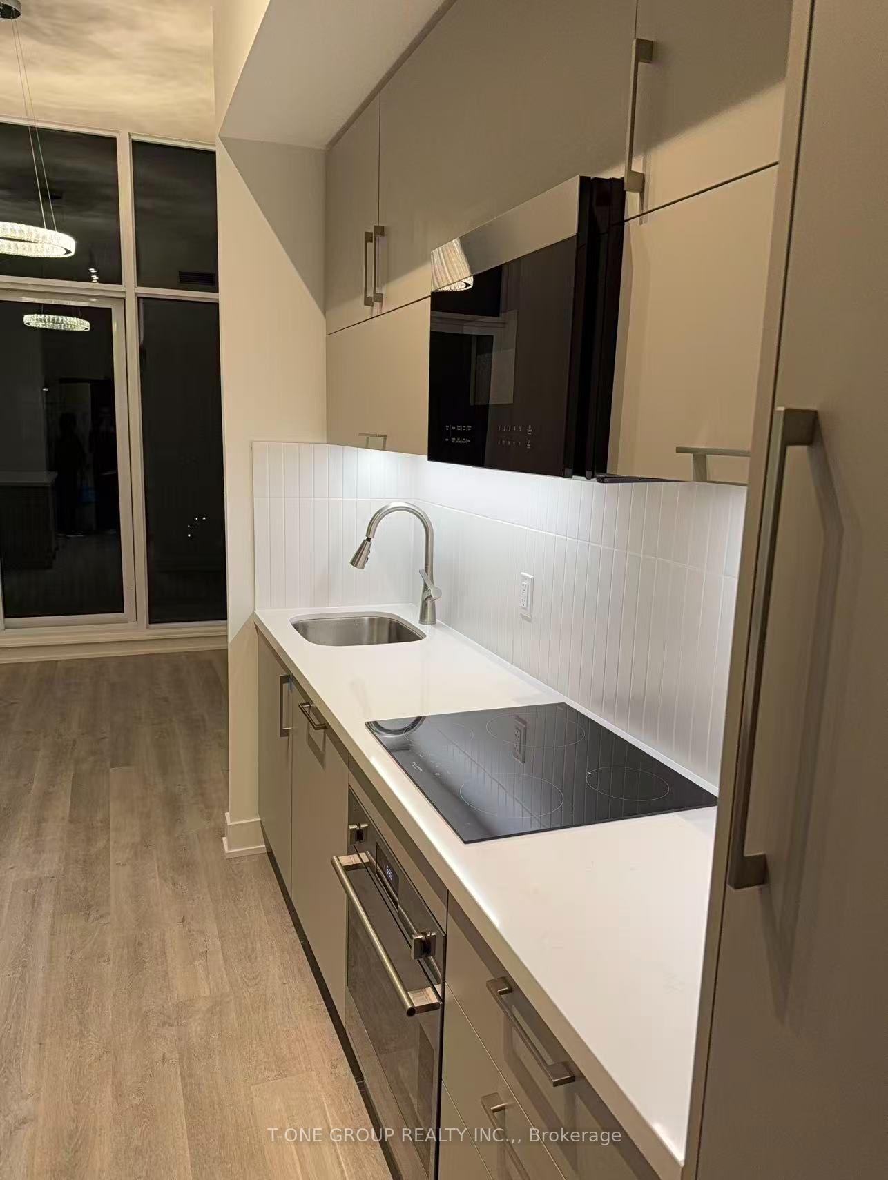 Photo 4 of Unit PH03, 38 Andre De Grasse Street, Markham, Unionville — HOMEH