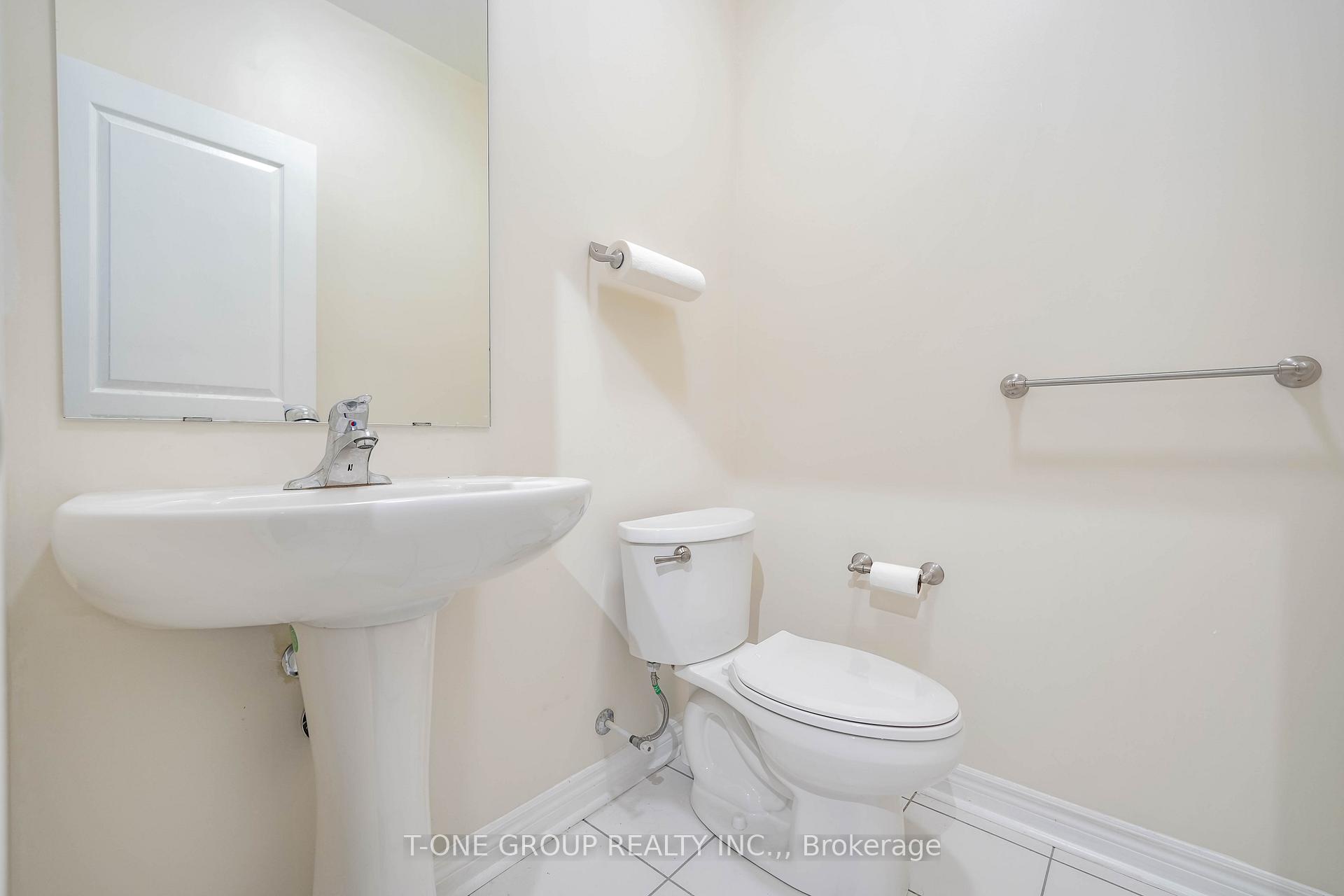 Photo 12 of 3 Chokecherry Crescent, Markham, Wismer — HOMEH