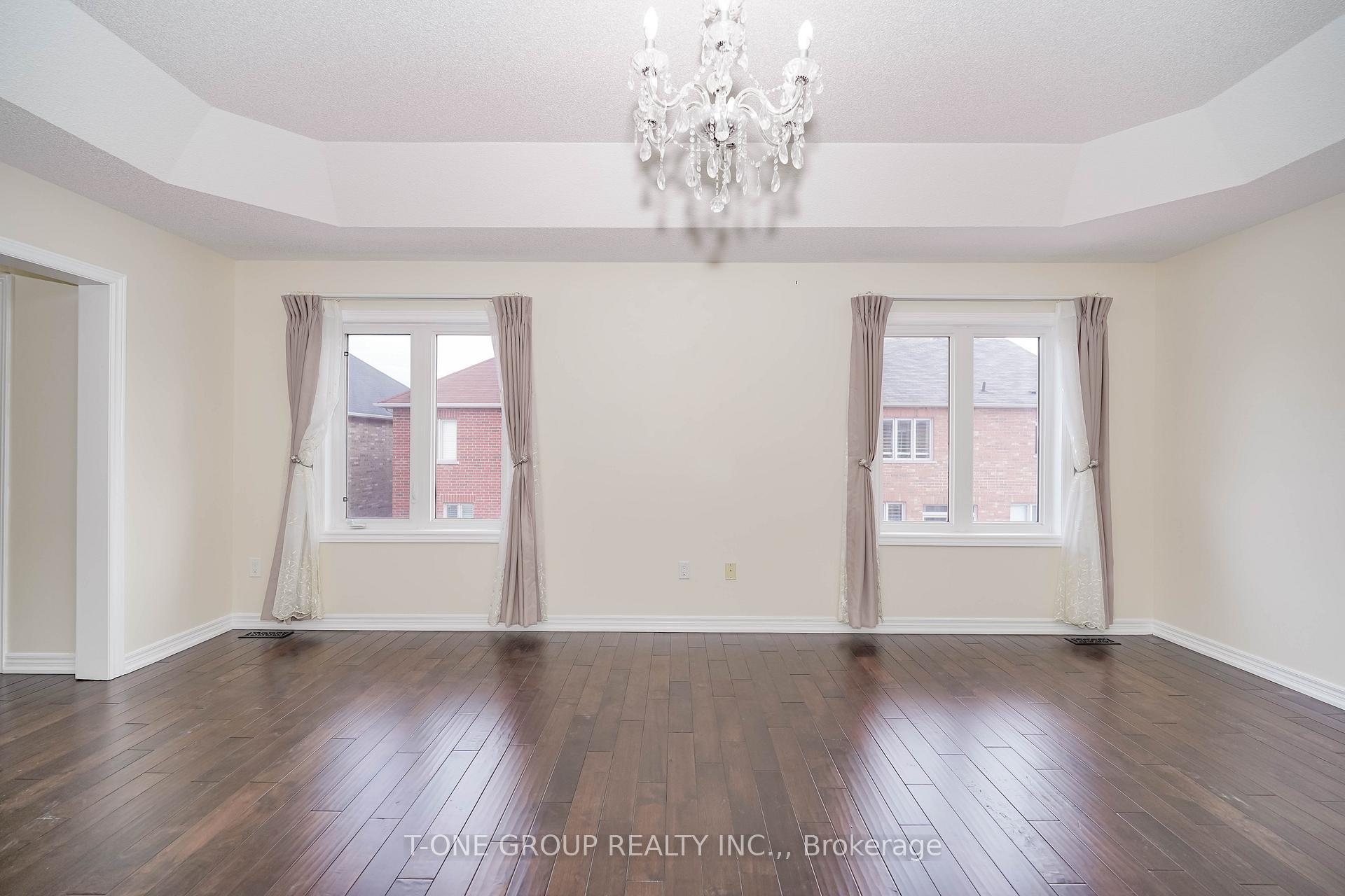 Photo 17 of 3 Chokecherry Crescent, Markham, Wismer — HOMEH