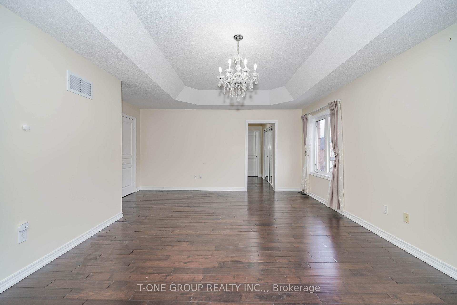 Photo 18 of 3 Chokecherry Crescent, Markham, Wismer — HOMEH