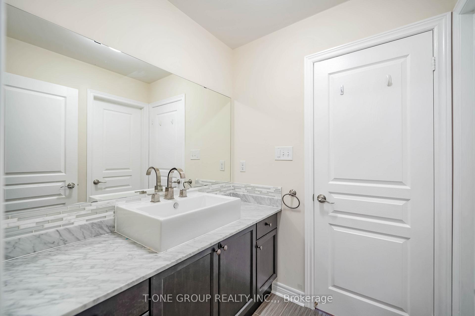 Photo 29 of 3 Chokecherry Crescent, Markham, Wismer — HOMEH