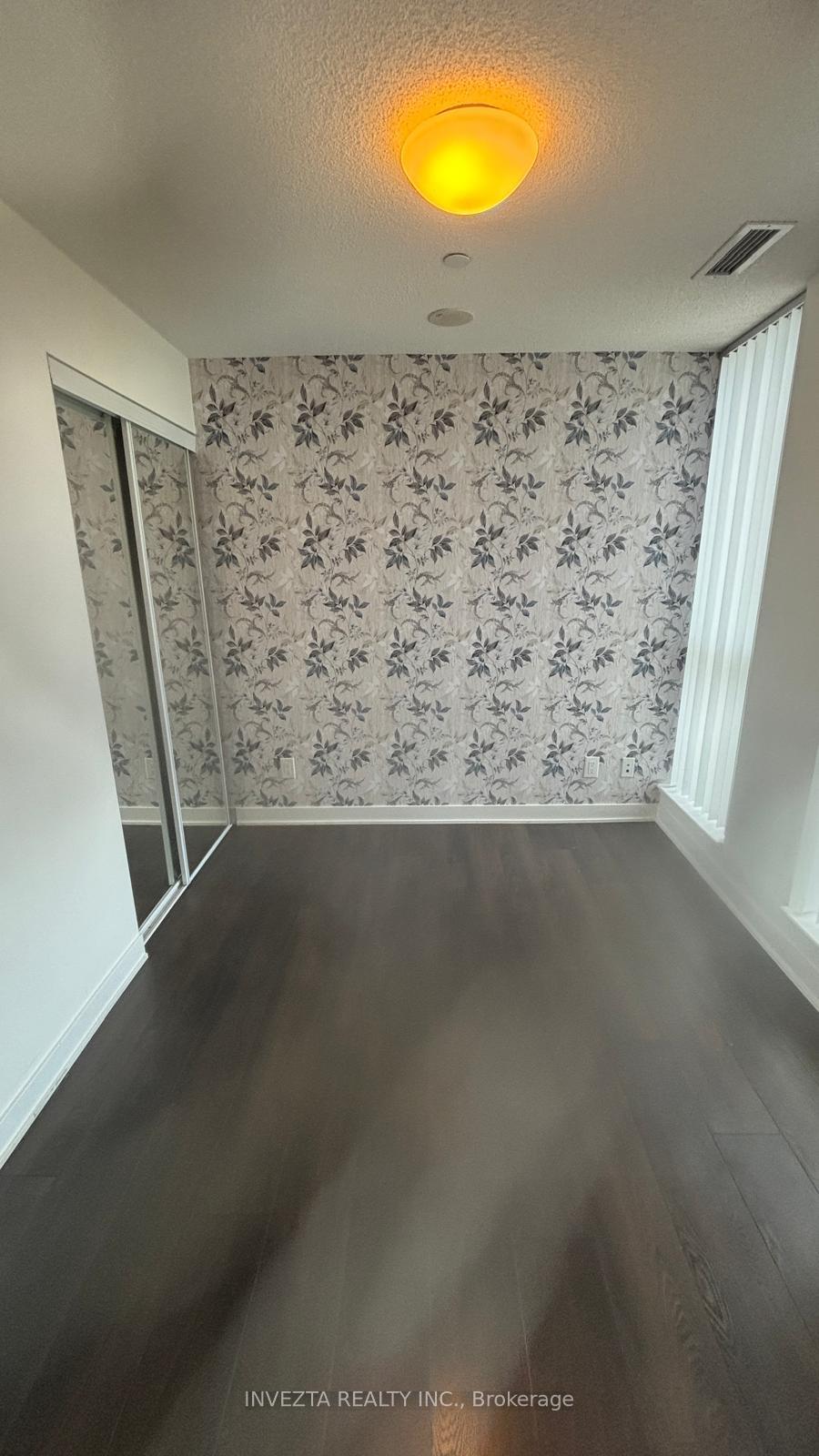 Photo 6 of Unit 1312, 170 Sumach Street, Toronto, Regent Park — HOMEH