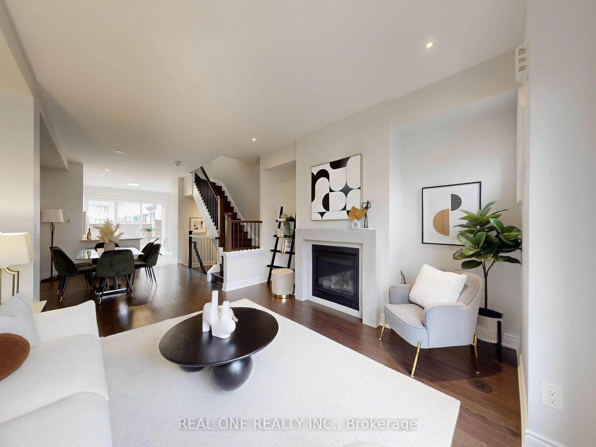 Photo 6 of 2161 Lillykin Street, Oakville, River Oaks — HOMEH