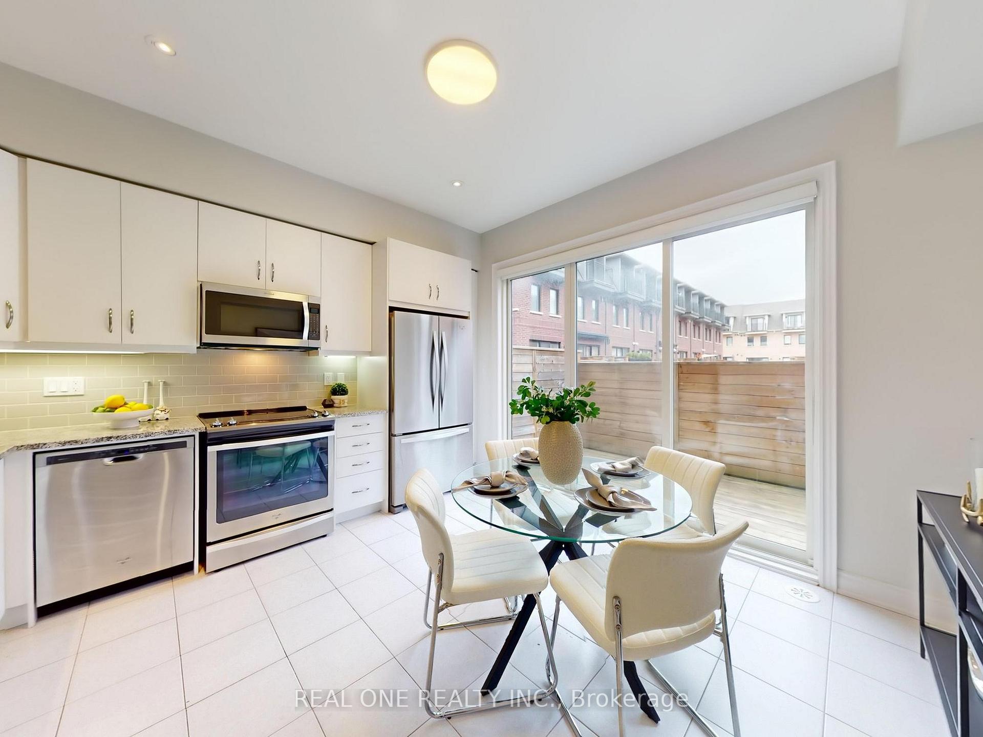Photo 11 of 2161 Lillykin Street, Oakville, River Oaks — HOMEH