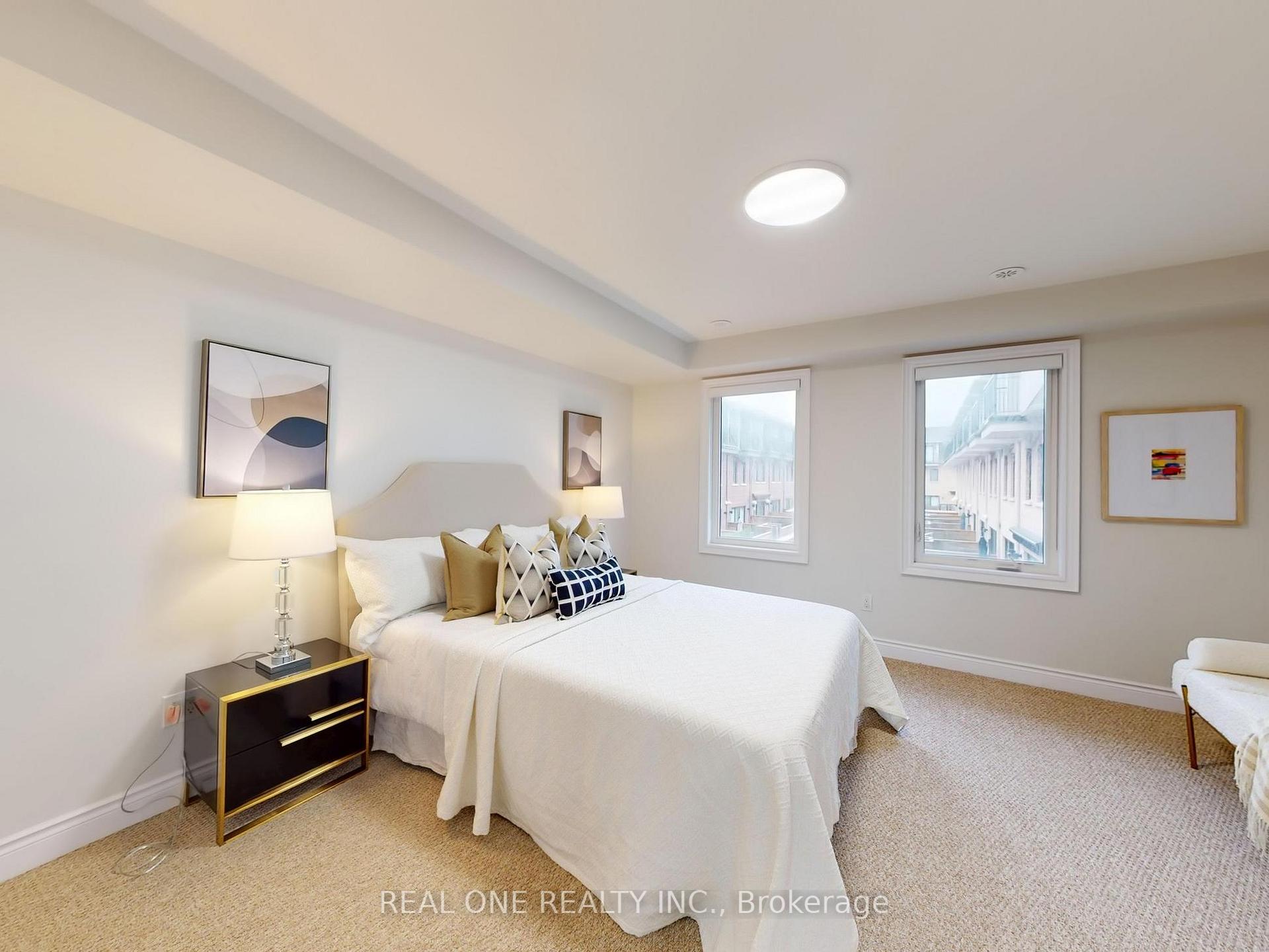 Photo 17 of 2161 Lillykin Street, Oakville, River Oaks — HOMEH