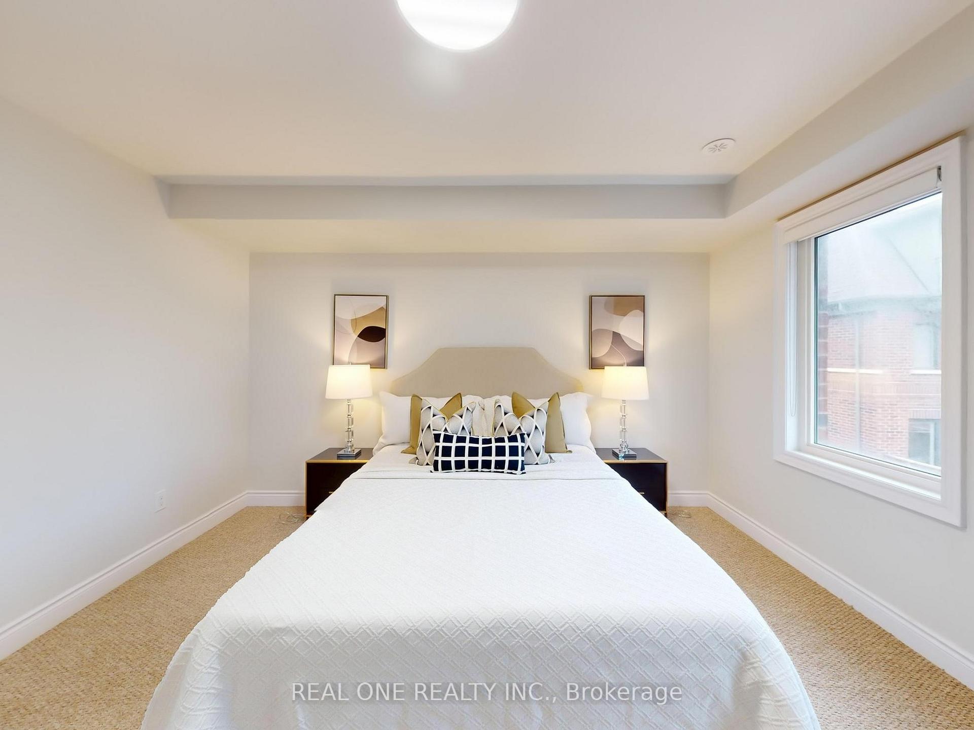 Photo 19 of 2161 Lillykin Street, Oakville, River Oaks — HOMEH