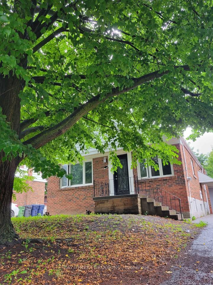 Photo 2 of 182 Phyllis Avenue, Scarborough, Cliffcrest — HOMEH