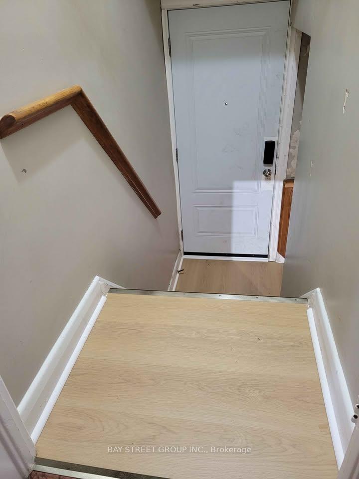 Photo 13 of 182 Phyllis Avenue, Scarborough, Cliffcrest — HOMEH
