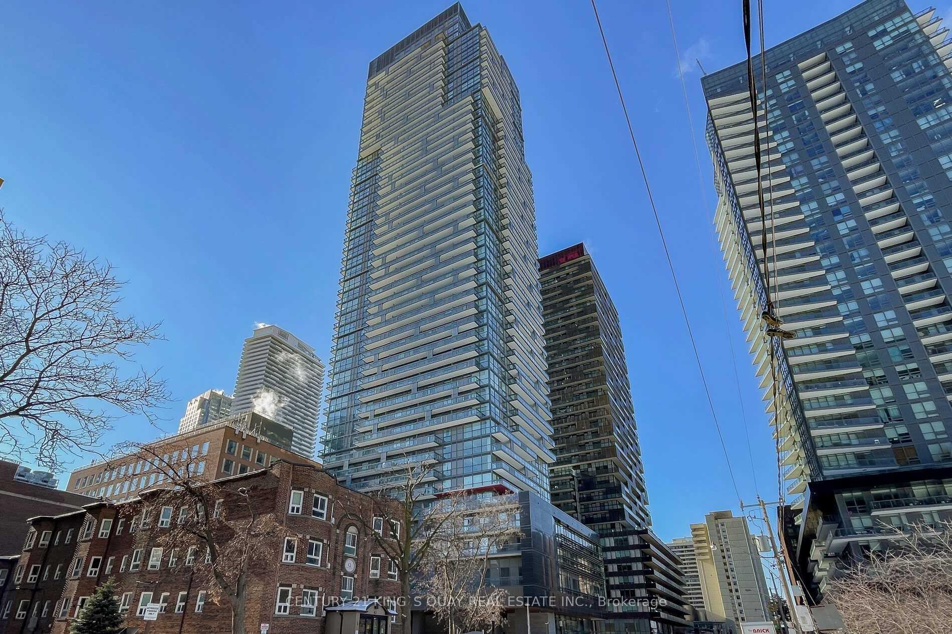 Photo of Unit 2510, 39 Roehampton Avenue