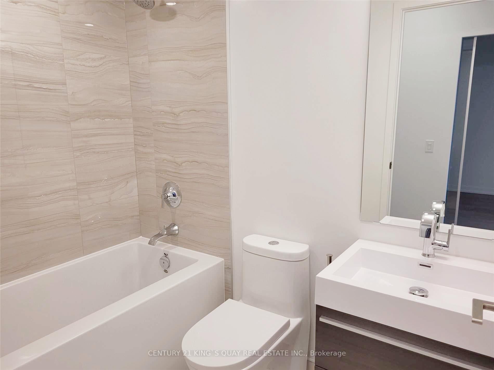 Photo 8 of Unit 2510, 39 Roehampton Avenue, Toronto, Mount Pleasant West — HOMEH