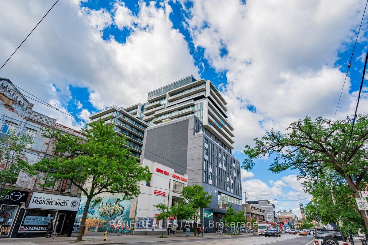 Photo of Unit PH5, 297 College Street