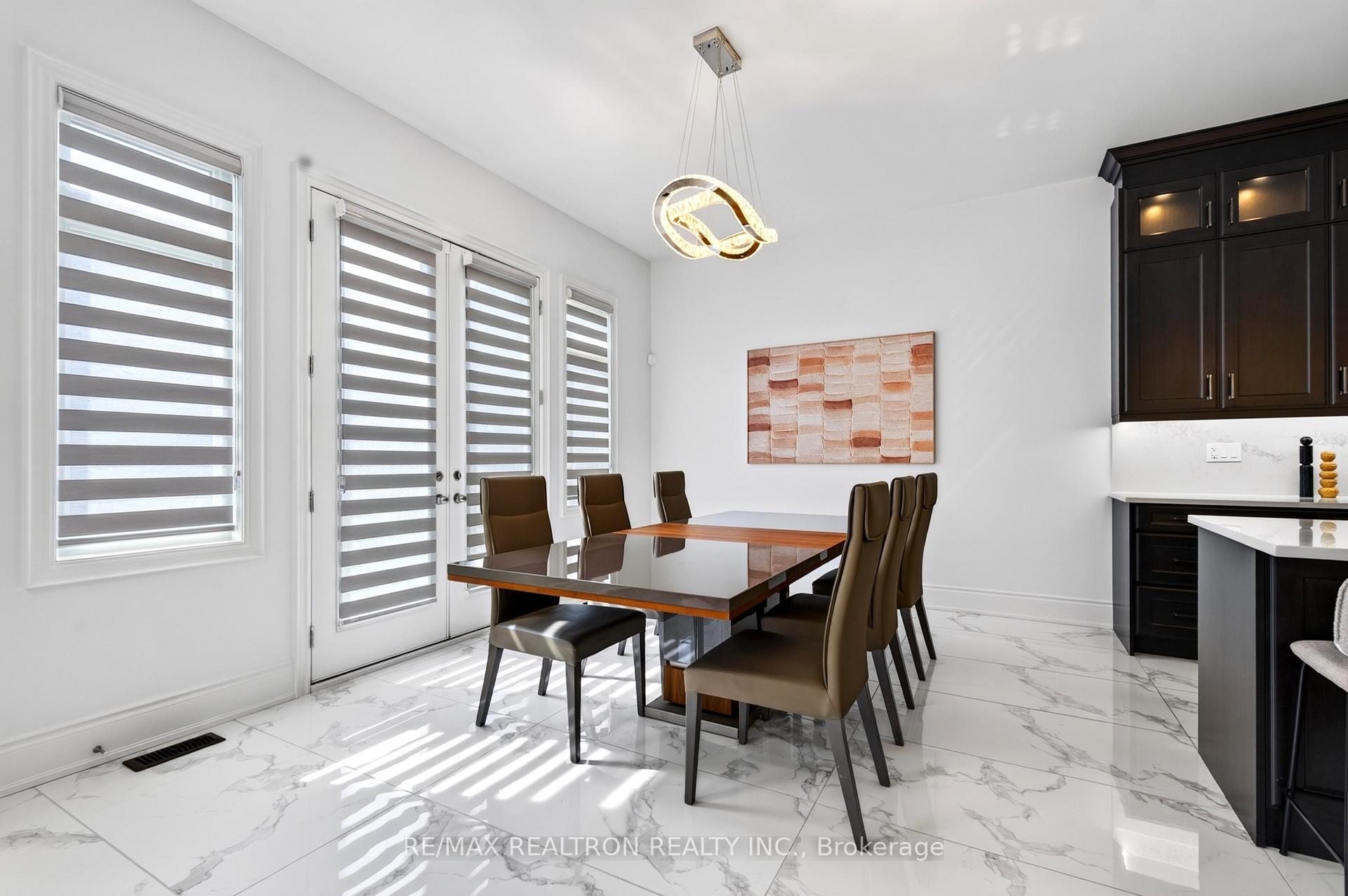Photo 15 of 209 Hillsview Drive, Richmond Hill, Observatory — HOMEH