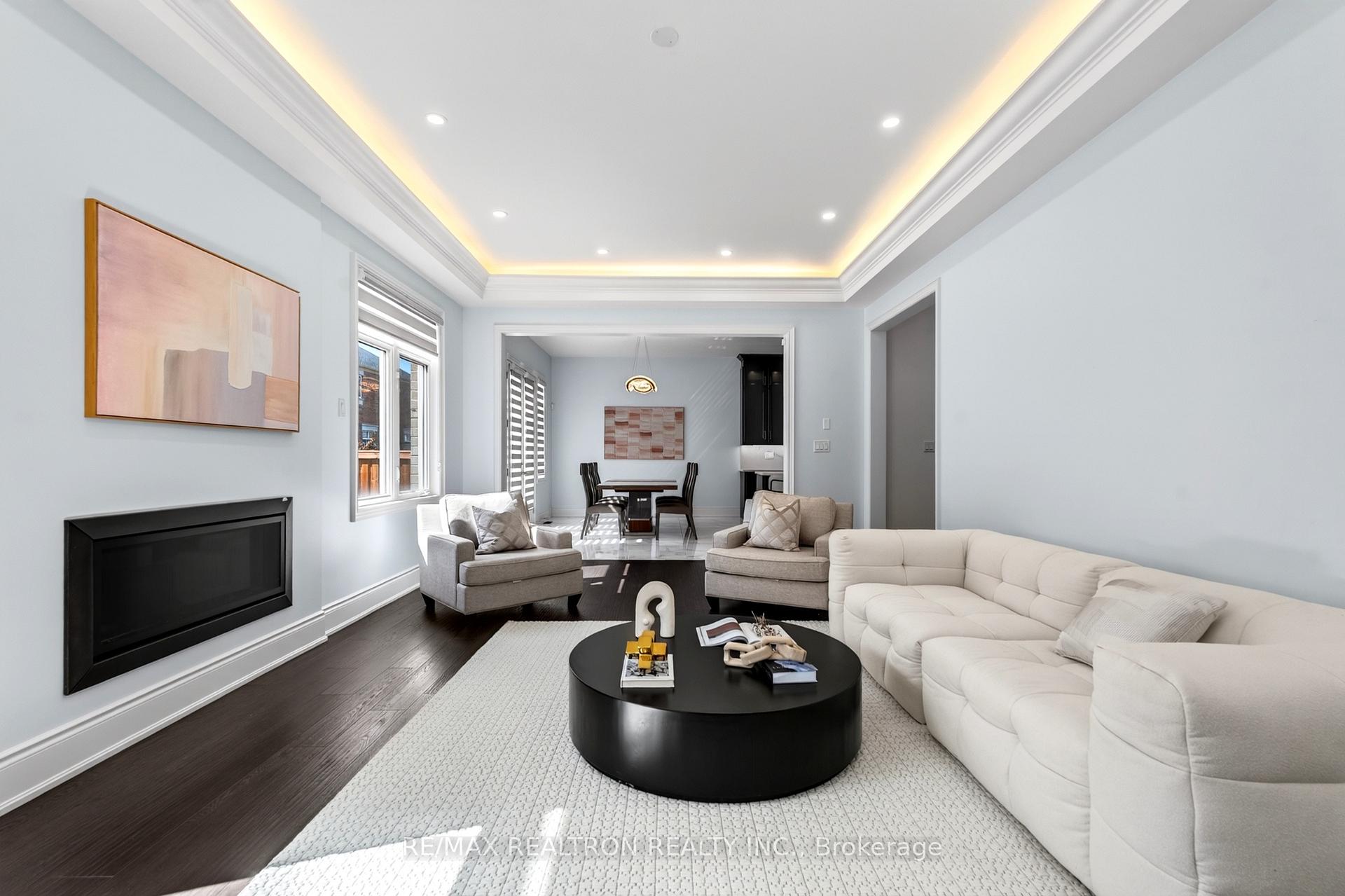 Photo 17 of 209 Hillsview Drive, Richmond Hill, Observatory — HOMEH