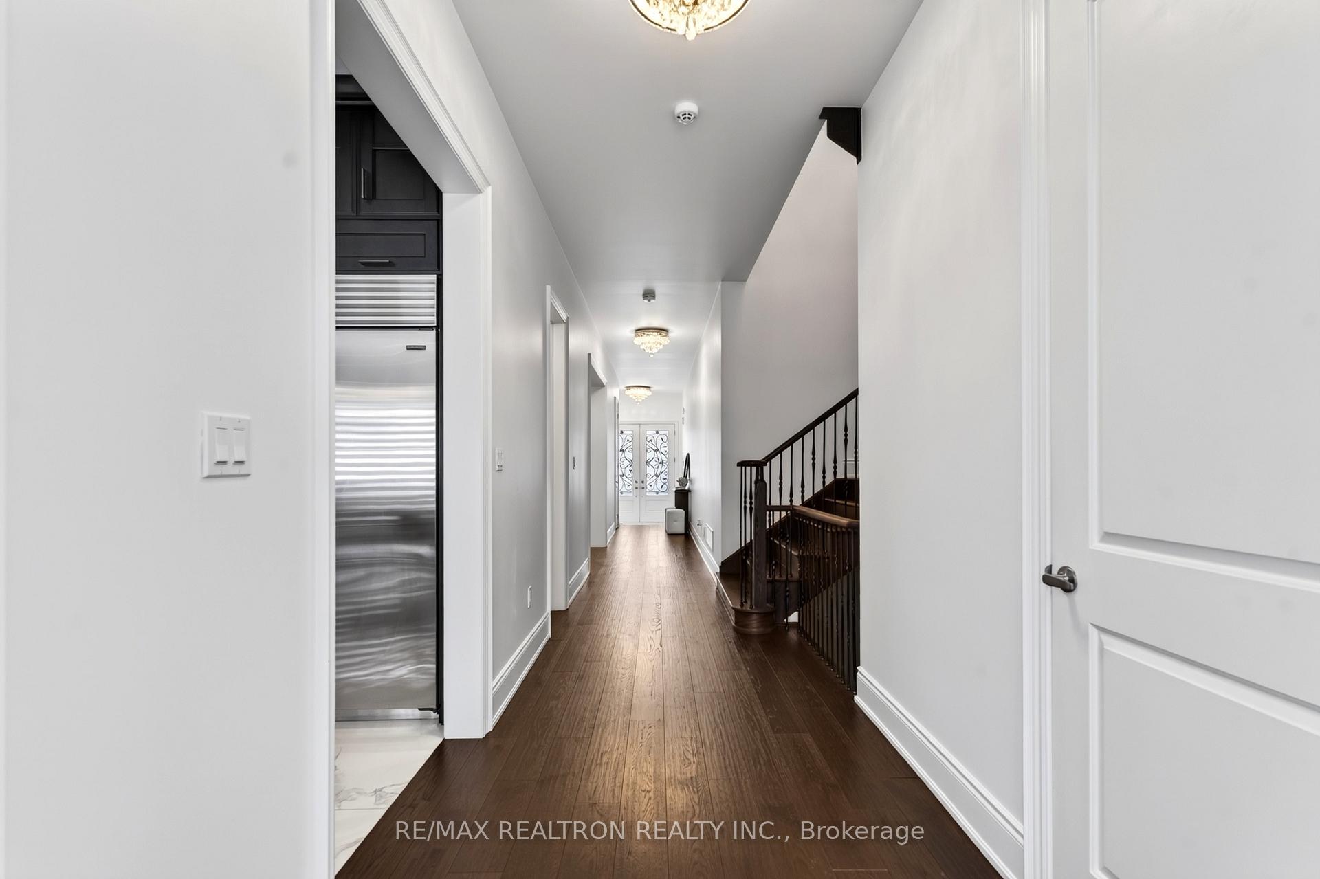 Photo 18 of 209 Hillsview Drive, Richmond Hill, Observatory — HOMEH
