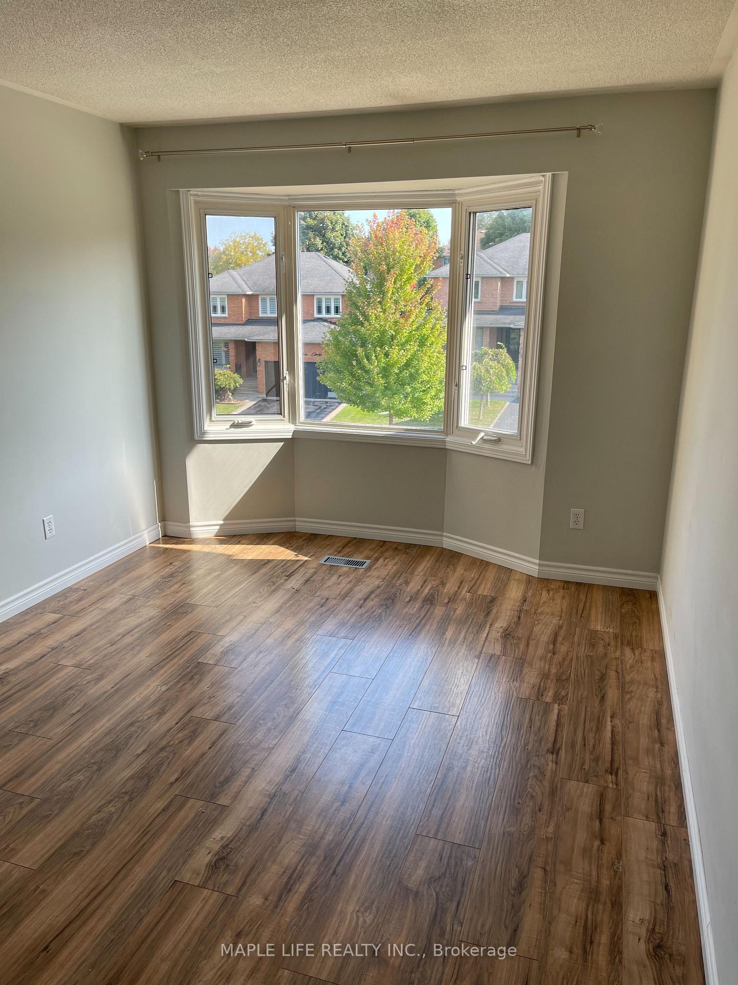 Photo 19 of 175 Keffer Circle, Newmarket, Armitage — HOMEH