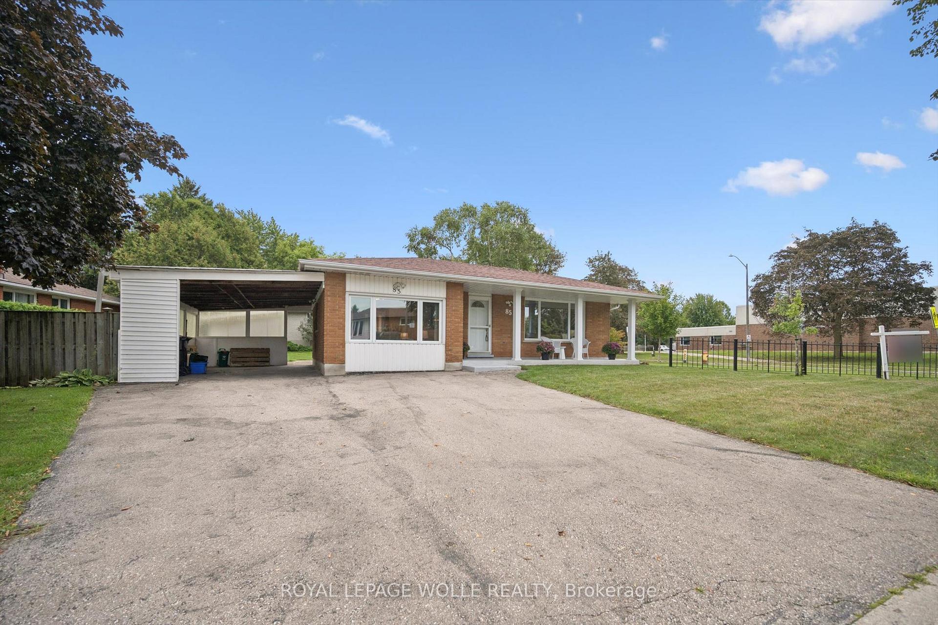 Photo 1 of 85 Indian Road, Kitchener, Heritage Park - Kitchener — HOMEH
