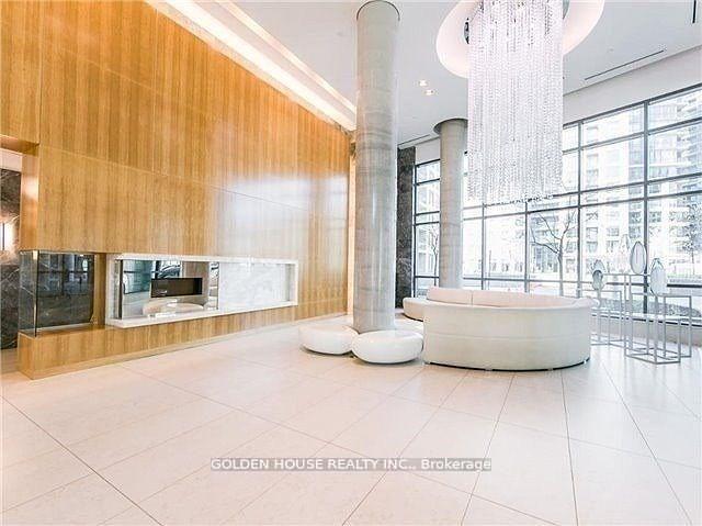 Photo 6 of Unit 2309, 215 Fort York Boulevard, Toronto, Niagara — HOMEH