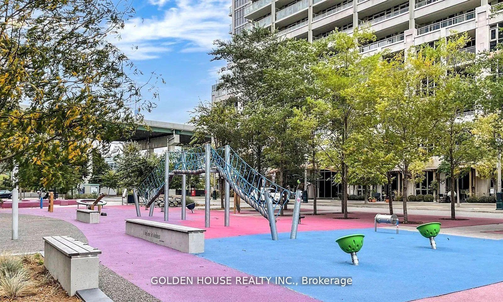 Photo 8 of Unit 2309, 215 Fort York Boulevard, Toronto, Niagara — HOMEH