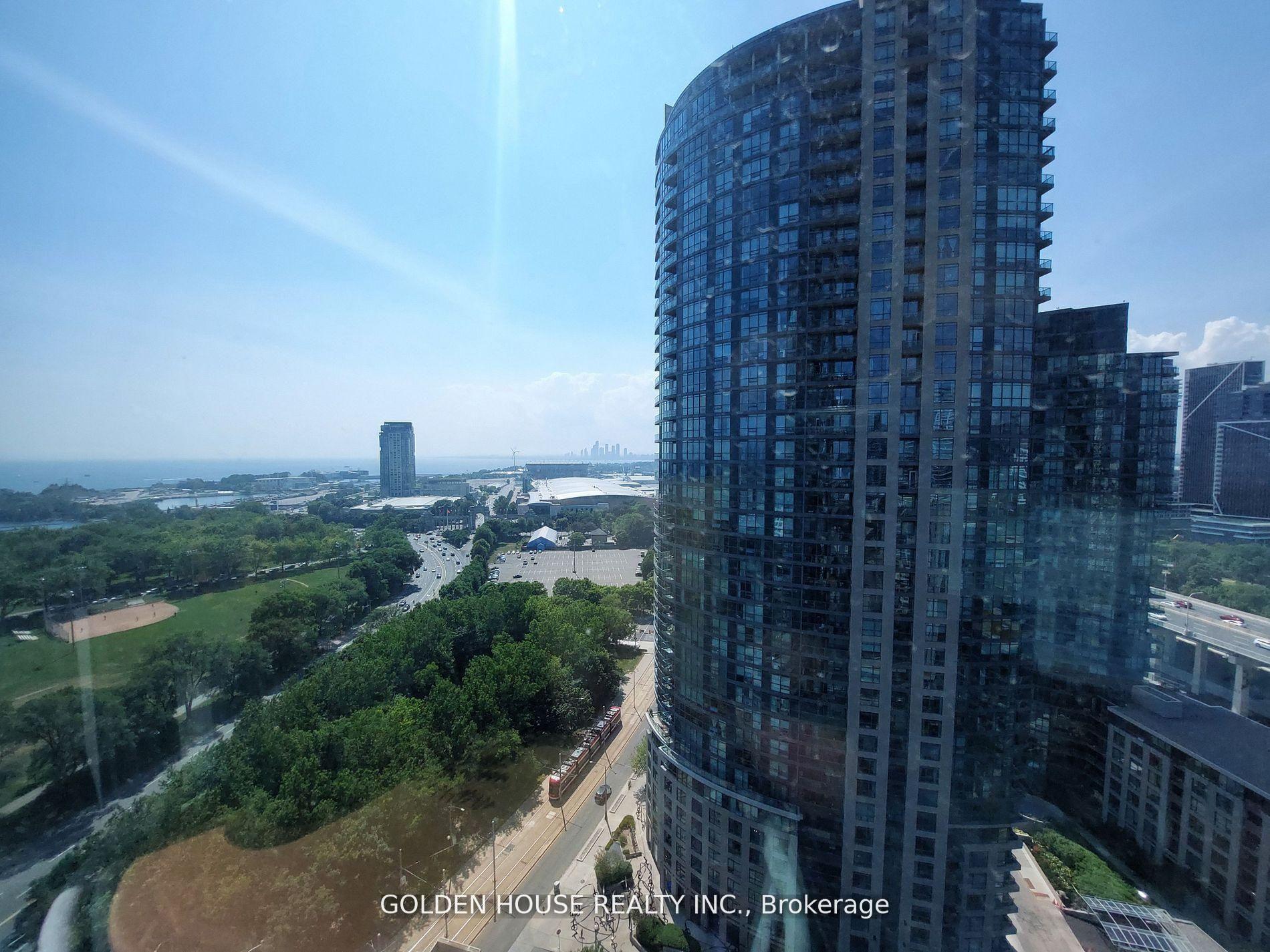 Photo 9 of Unit 2309, 215 Fort York Boulevard, Toronto, Niagara — HOMEH