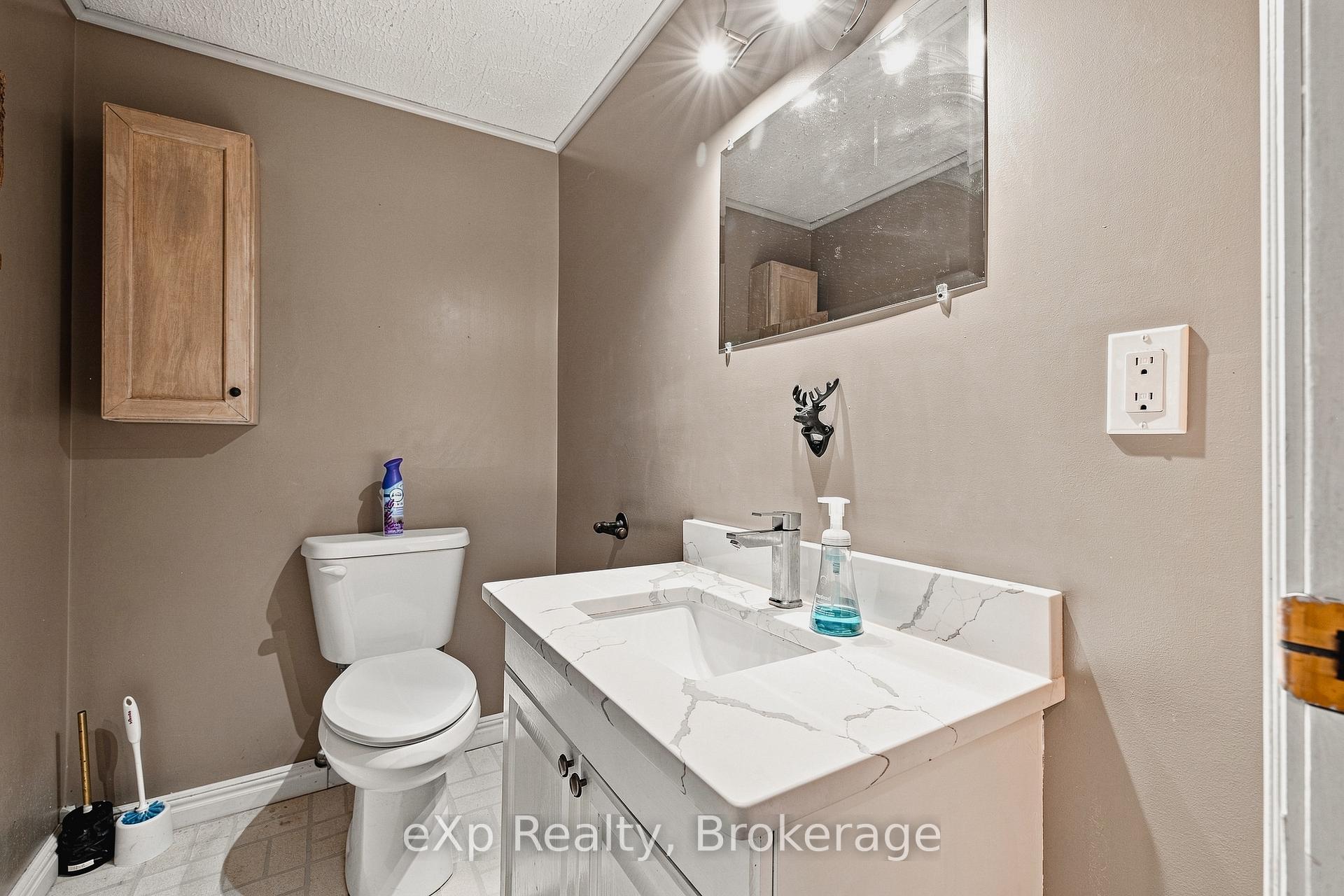 Photo 19 of 236 Bruce Street S, West Grey — HOMEH