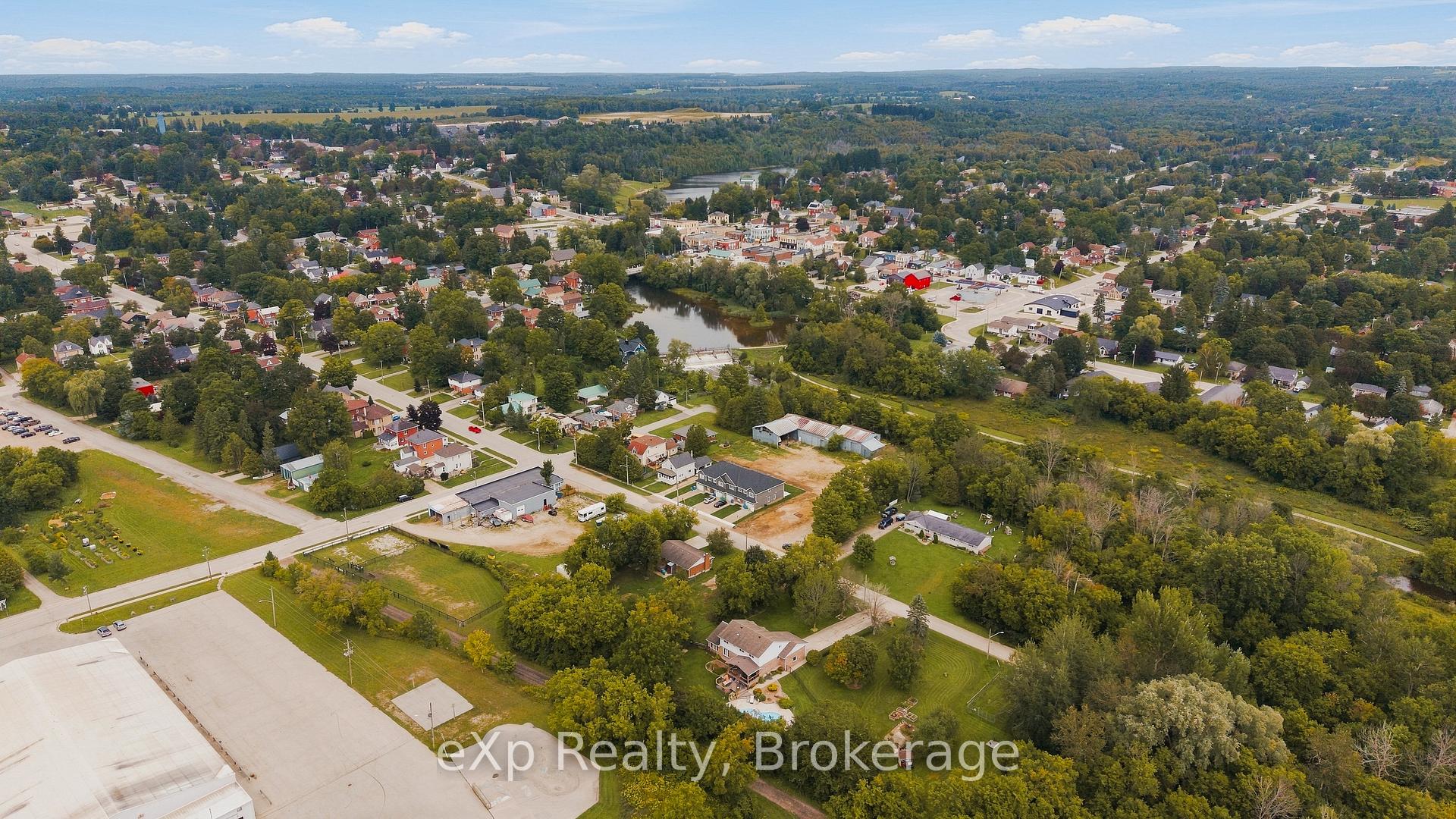 Photo 28 of 236 Bruce Street S, West Grey — HOMEH