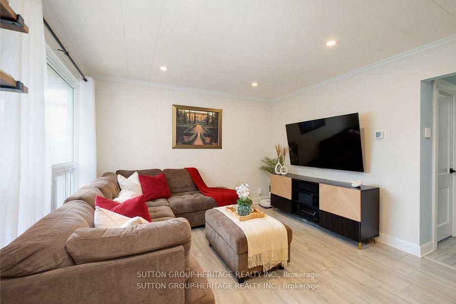 Photo 7 of 34 Maple Street, Ajax, Central — HOMEH