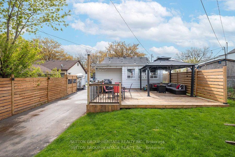 Photo 19 of 34 Maple Street, Ajax, Central — HOMEH